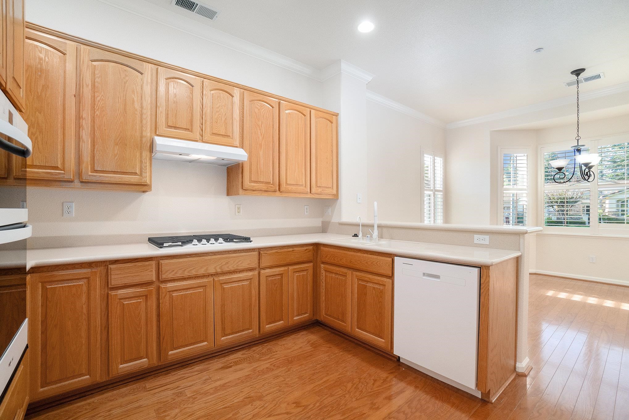 Detail Gallery Image 8 of 30 For 1007 Centennial Dr, Brentwood,  CA 94513-9999 - 2 Beds | 2/1 Baths