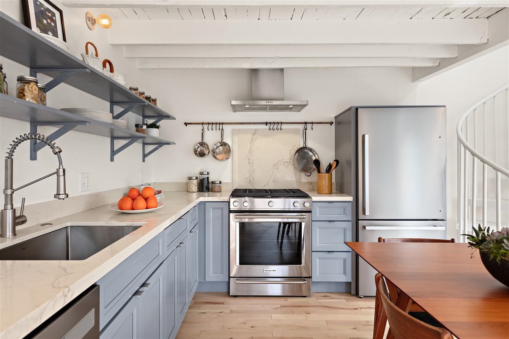 Detail Gallery Image 12 of 49 For 1447 Kains Ave, Berkeley,  CA 94702 - 1 Beds | 1 Baths