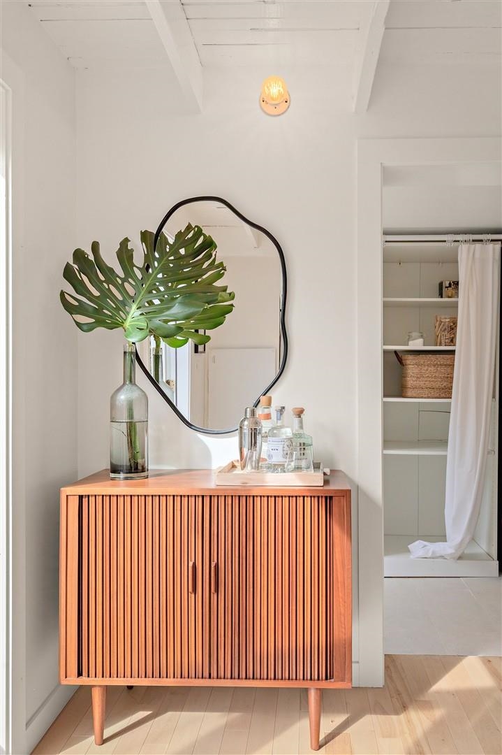 Detail Gallery Image 15 of 49 For 1447 Kains Ave, Berkeley,  CA 94702 - 1 Beds | 1 Baths