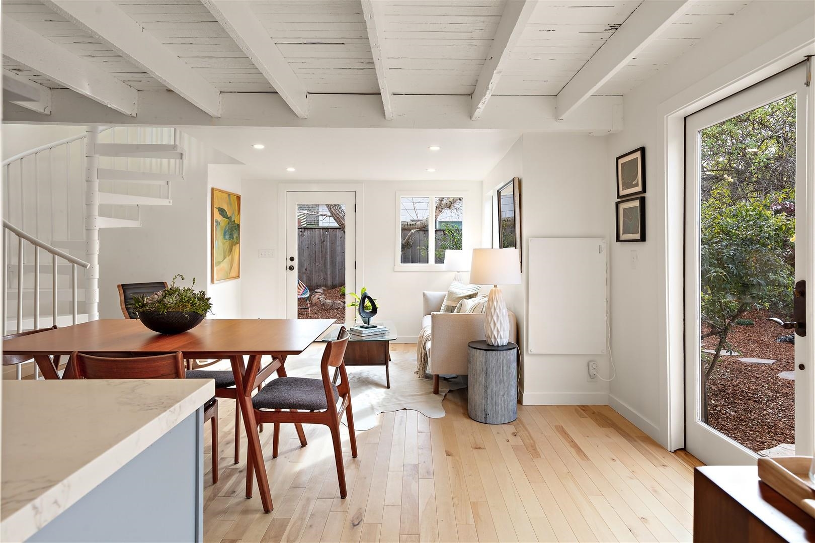 Detail Gallery Image 16 of 49 For 1447 Kains Ave, Berkeley,  CA 94702 - 1 Beds | 1 Baths