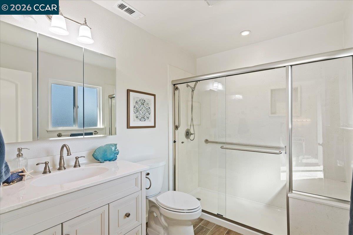 Detail Gallery Image 18 of 37 For 407 Roanoke Dr, Martinez,  CA 94553 - 3 Beds | 2 Baths