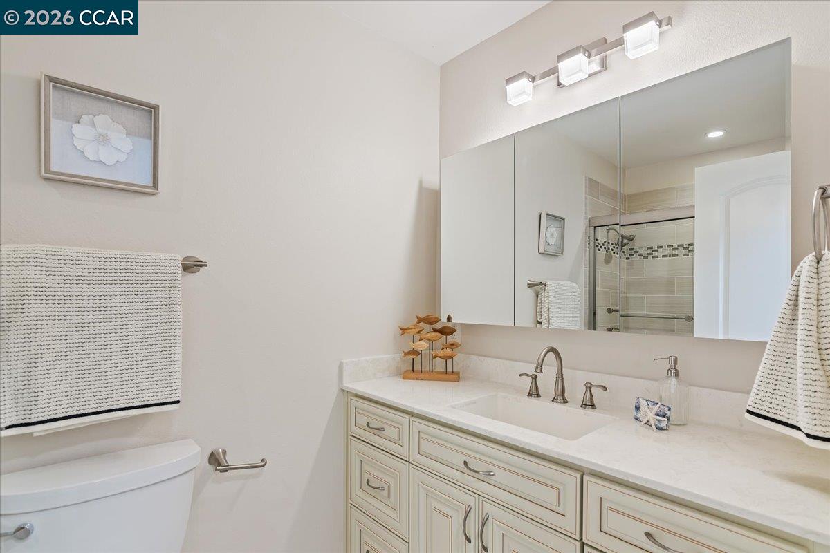 Detail Gallery Image 21 of 37 For 407 Roanoke Dr, Martinez,  CA 94553 - 3 Beds | 2 Baths