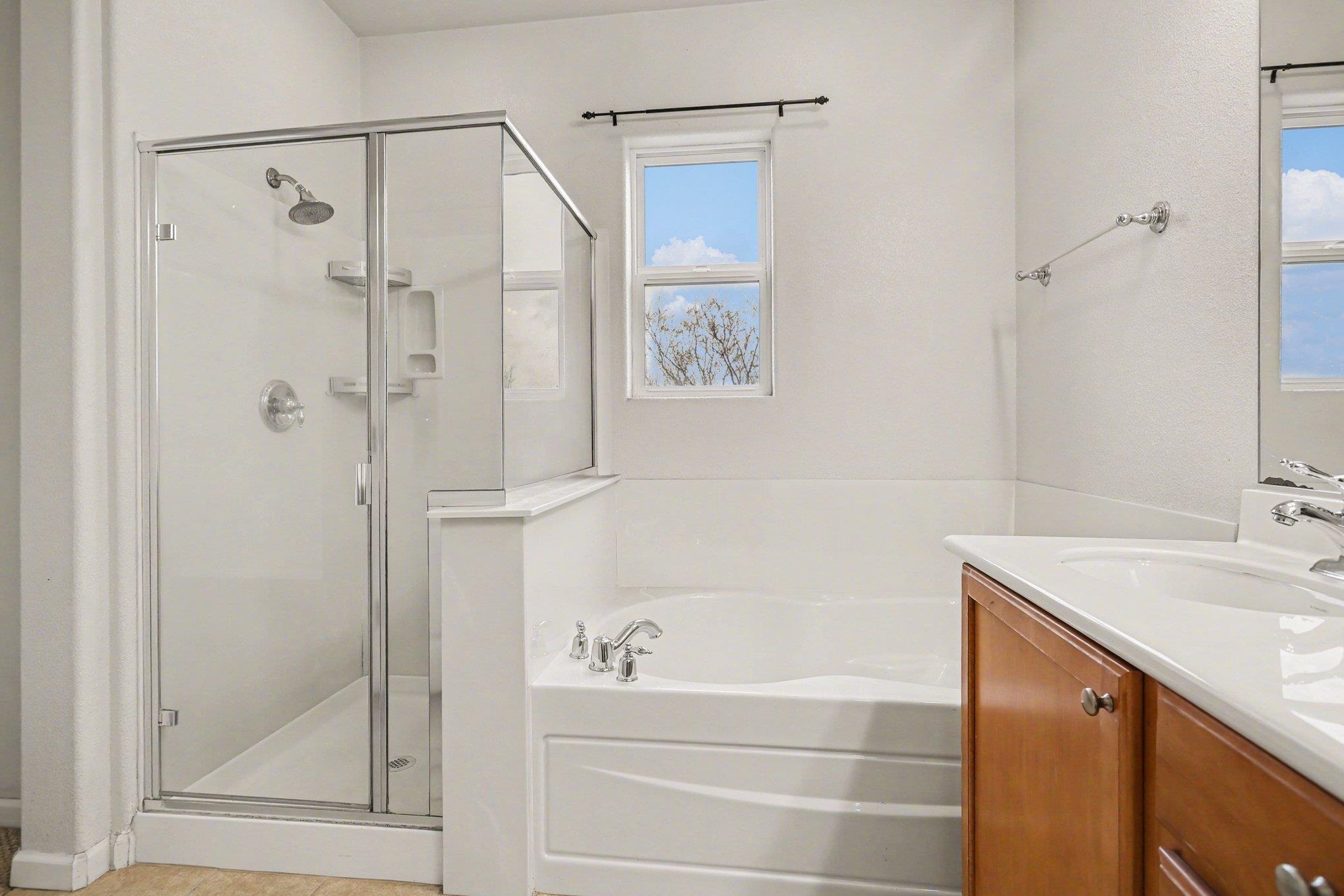 Detail Gallery Image 13 of 26 For 2717 10th St, San Pablo,  CA 94806 - 3 Beds | 2/1 Baths