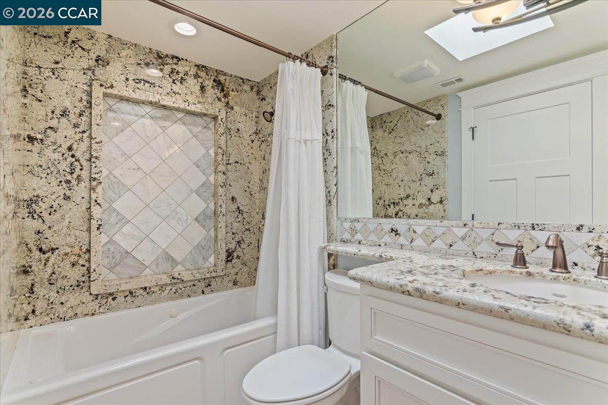 Detail Gallery Image 21 of 26 For 1332 Running Springs Rd #1,  Walnut Creek,  CA 94595 - 2 Beds | 2 Baths