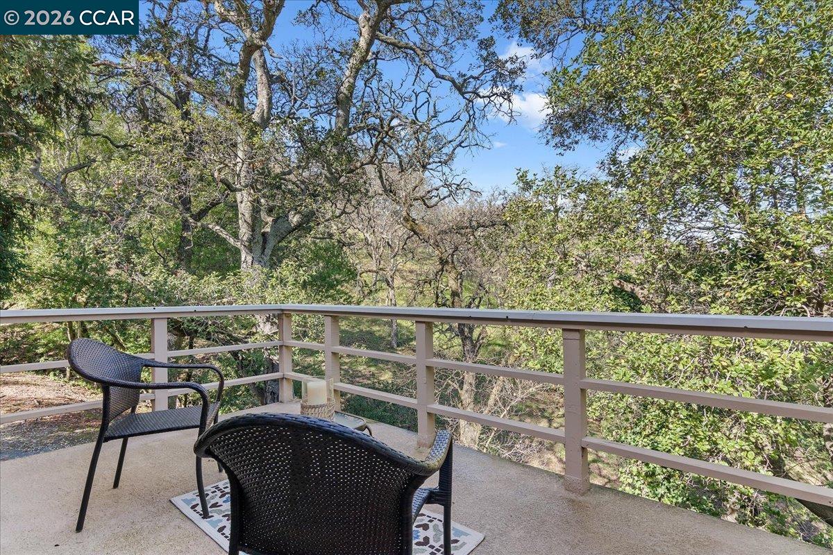 Detail Gallery Image 23 of 26 For 1332 Running Springs Rd #1,  Walnut Creek,  CA 94595 - 2 Beds | 2 Baths