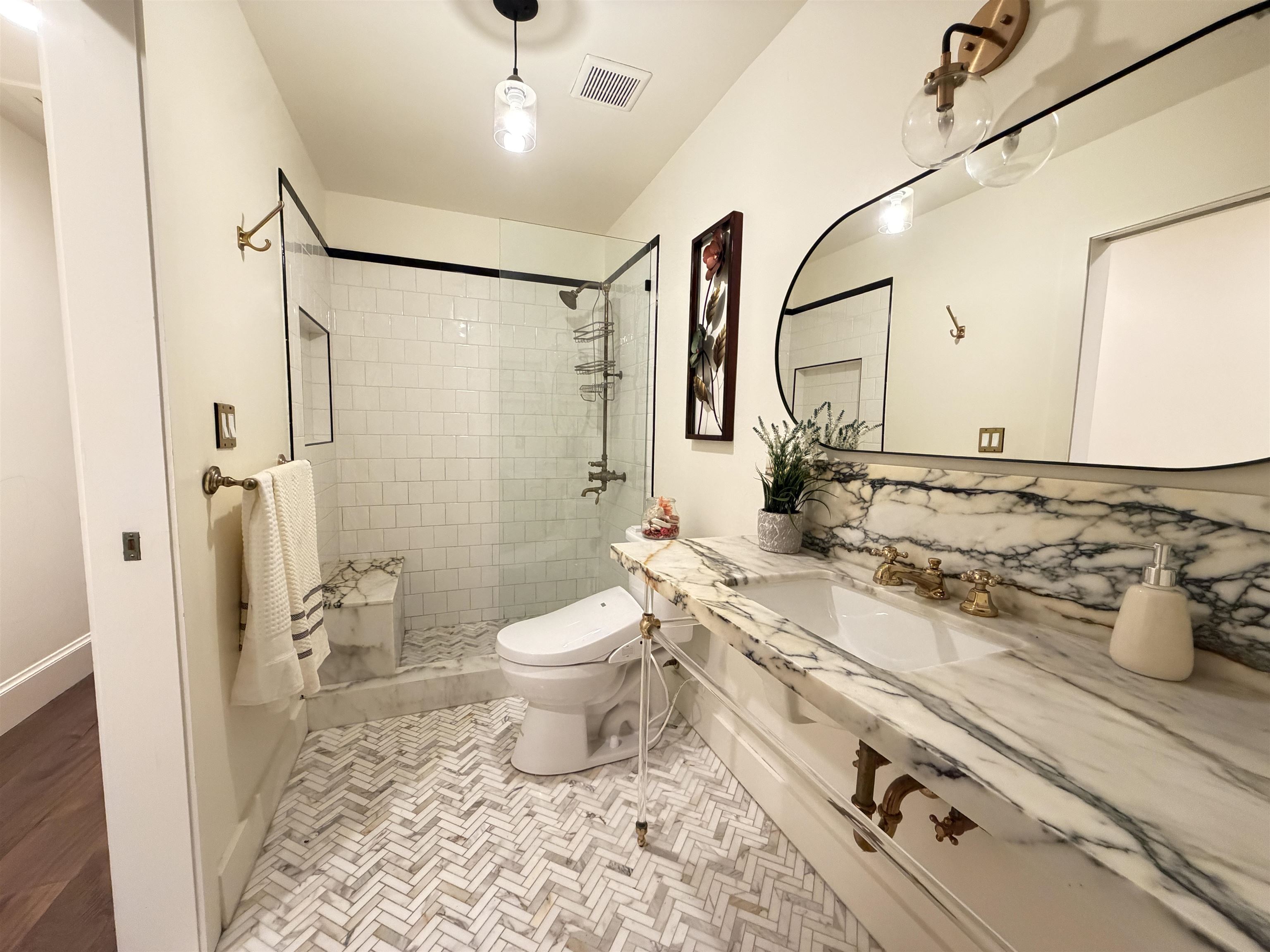 Detail Gallery Image 13 of 25 For 5298 Sussex Pl, Newark,  CA 94560 - 3 Beds | 2/1 Baths