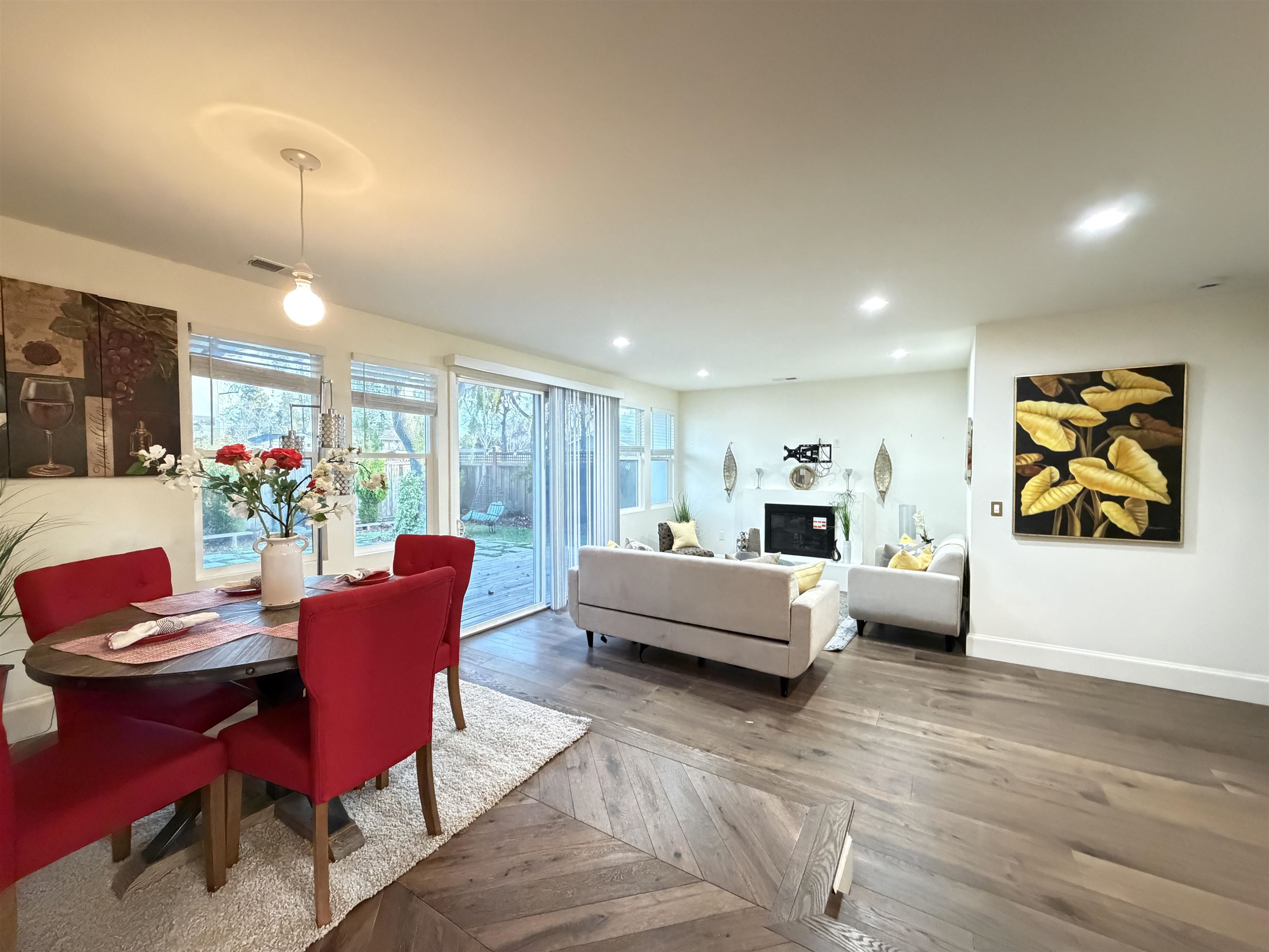 Detail Gallery Image 9 of 25 For 5298 Sussex Pl, Newark,  CA 94560 - 3 Beds | 2/1 Baths