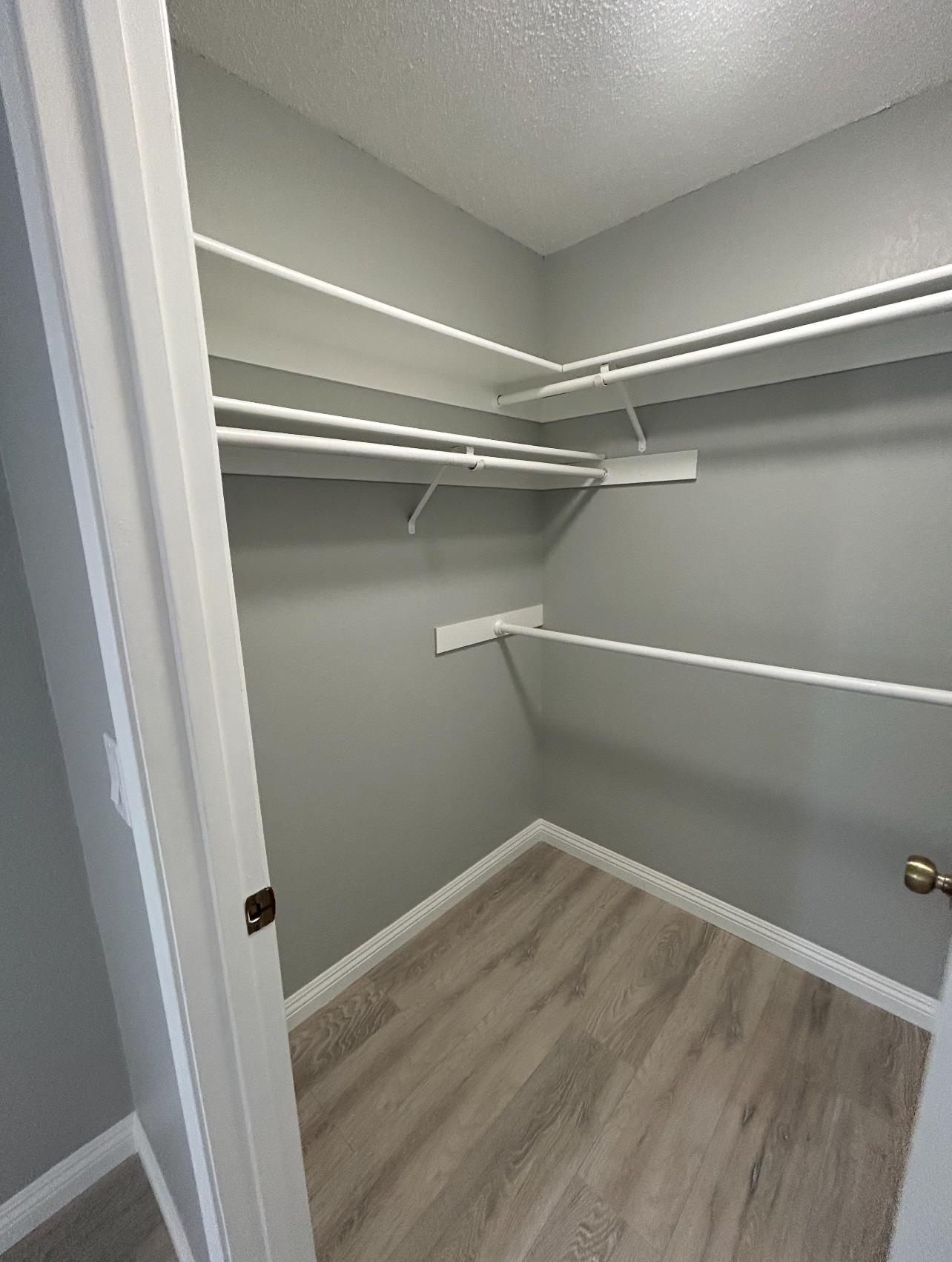 Photo #6: 41124084 Listing: Photo #6