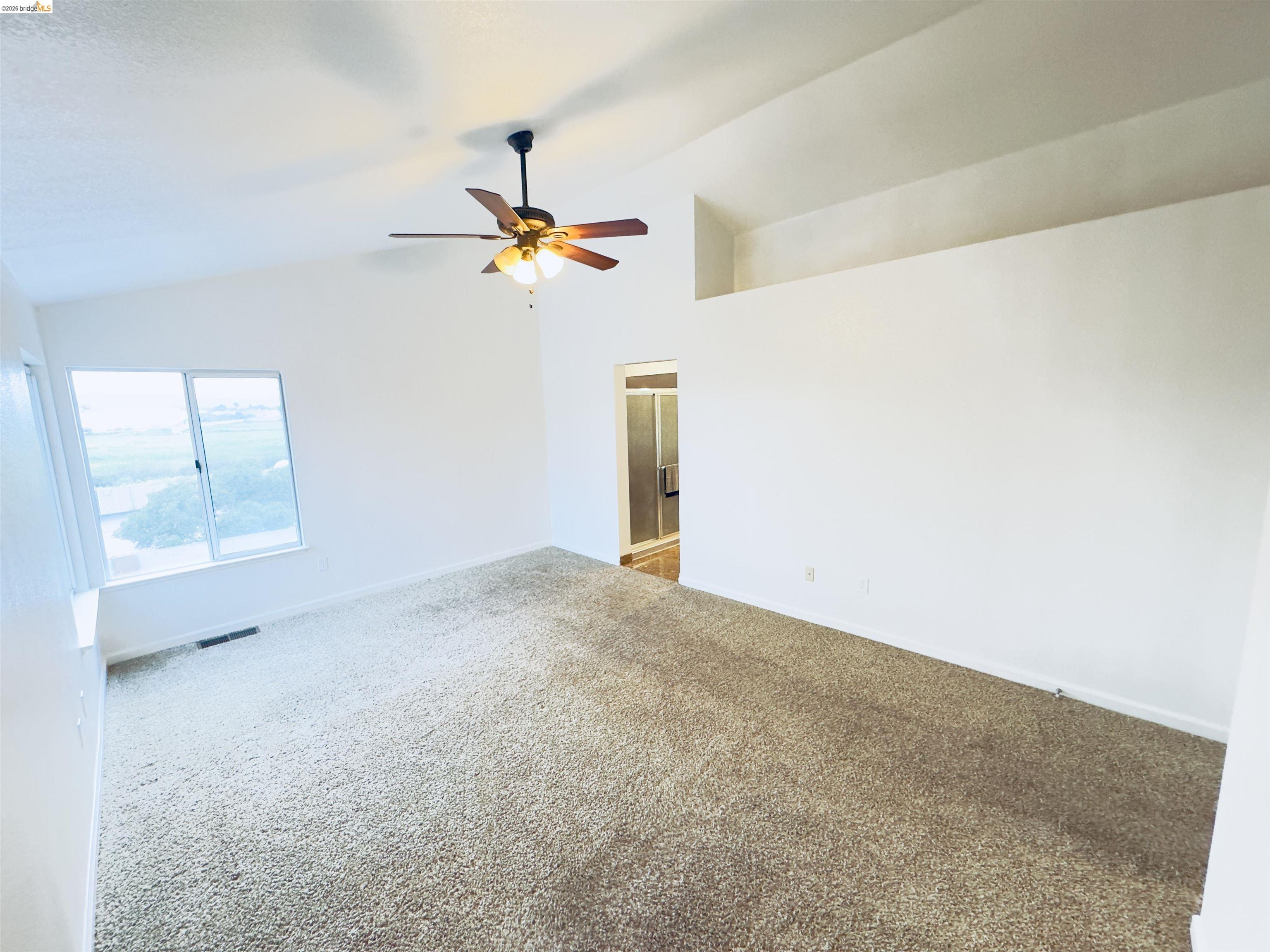 Detail Gallery Image 14 of 29 For 2236 Newport Ct, Discovery Bay,  CA 94505 - 4 Beds | 2/1 Baths