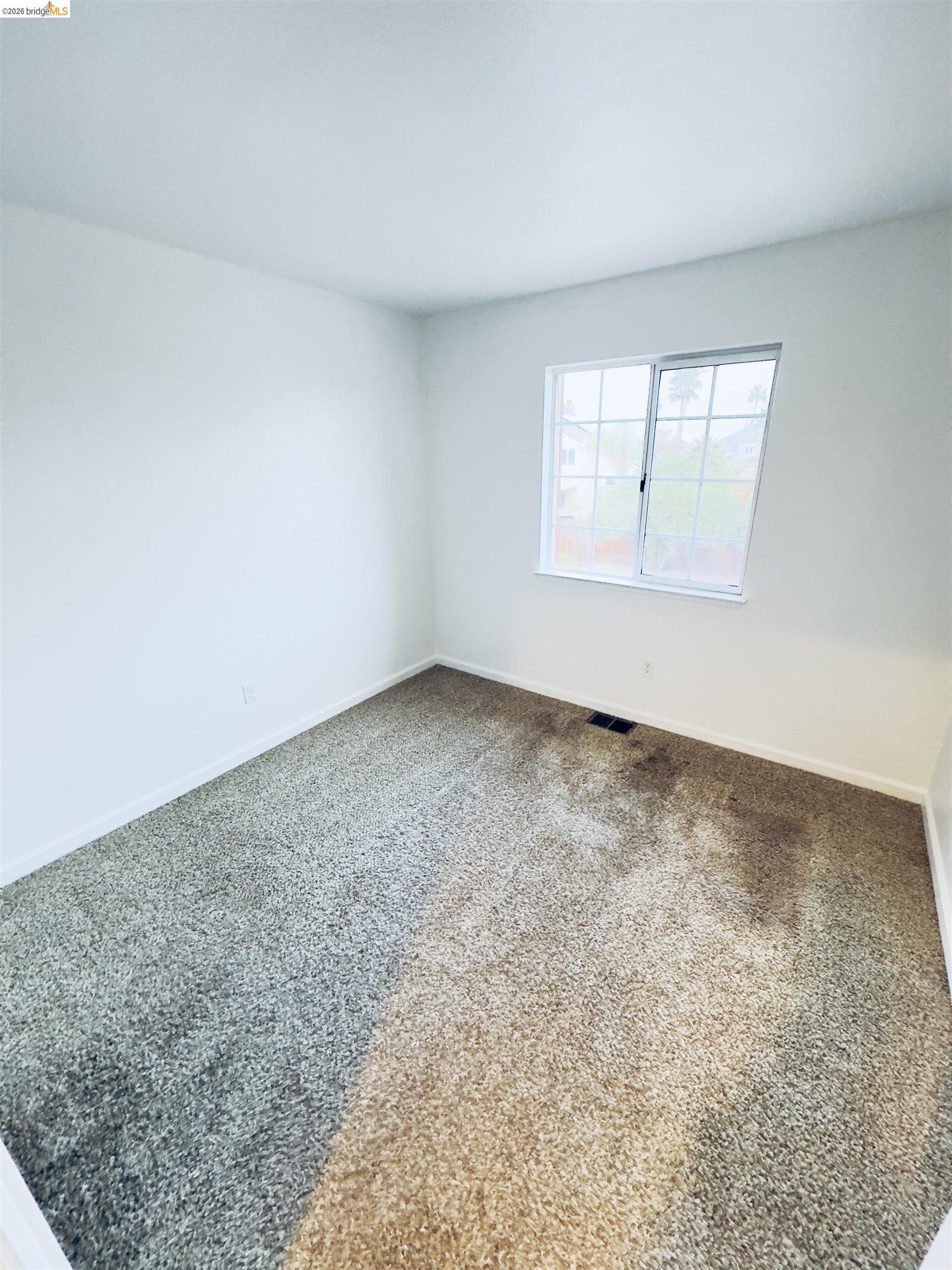 Detail Gallery Image 23 of 29 For 2236 Newport Ct, Discovery Bay,  CA 94505 - 4 Beds | 2/1 Baths