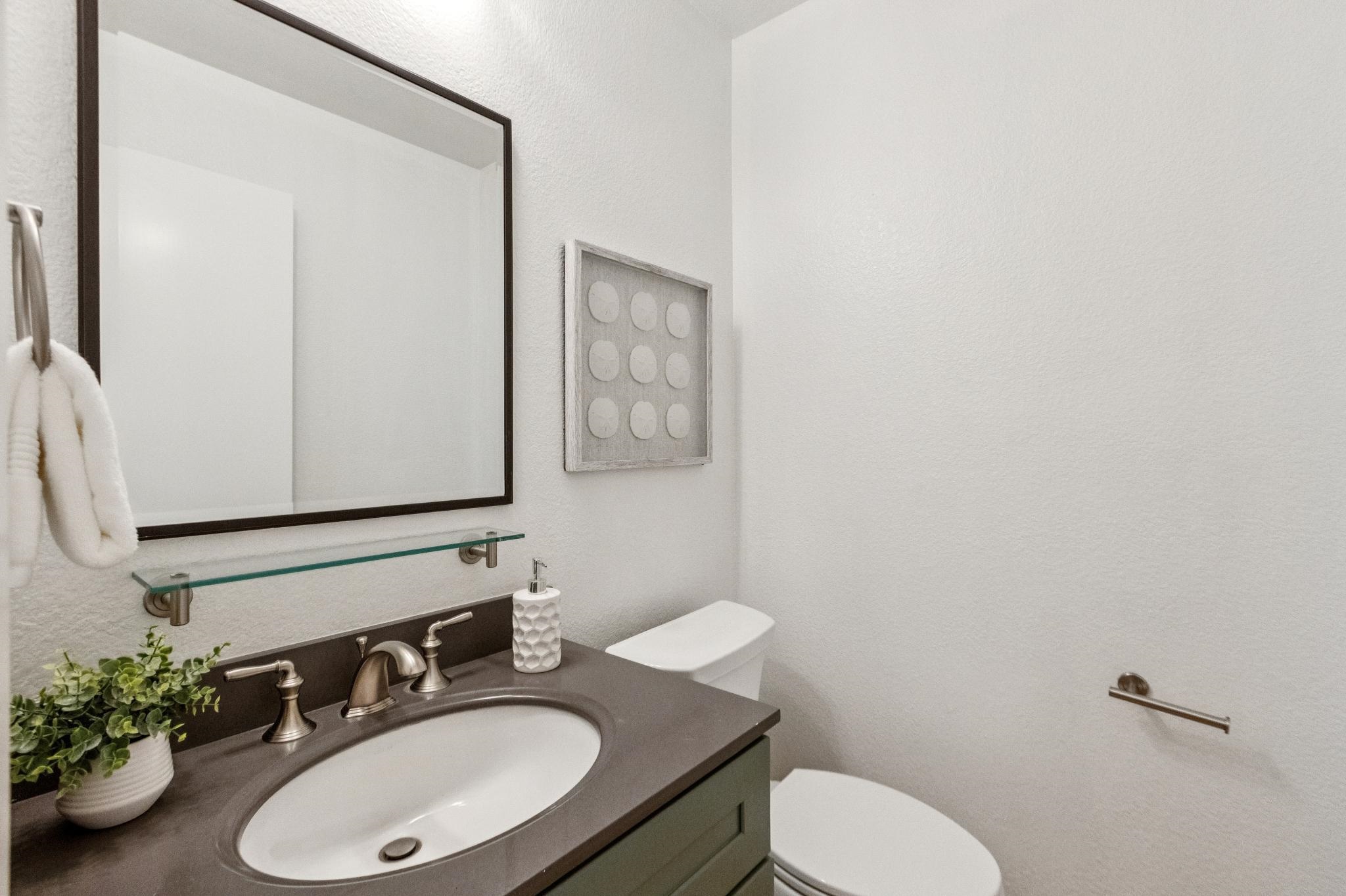 Detail Gallery Image 44 of 50 For 423 Mcdonnel Road, Alameda,  CA 94502 - 3 Beds | 2/1 Baths