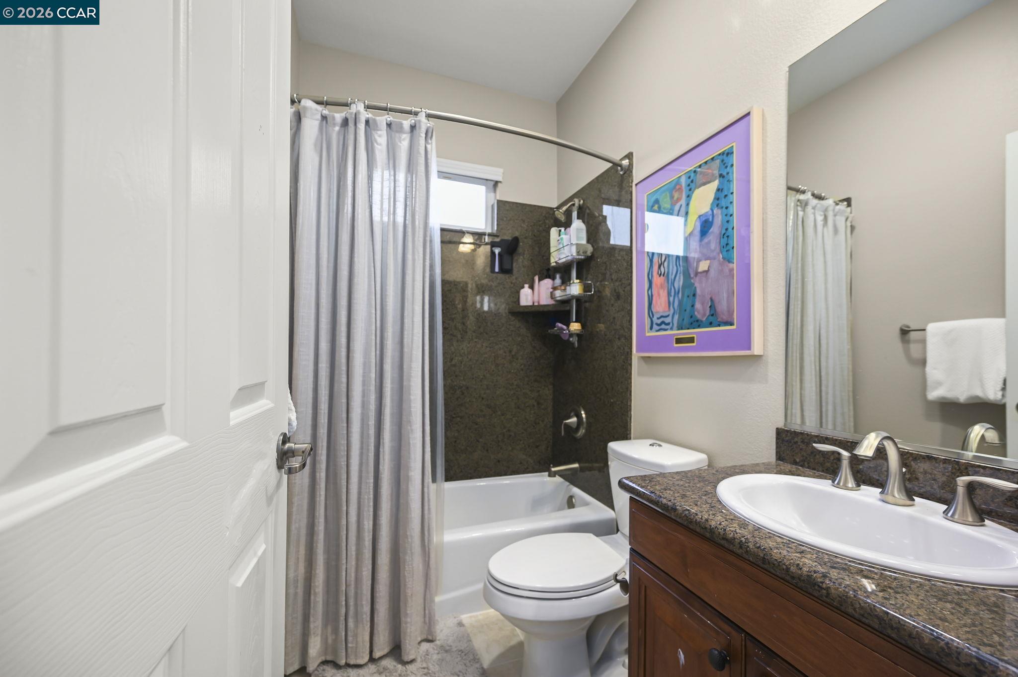 Detail Gallery Image 34 of 46 For 400 Marsanne Ct, Danville,  CA 94506 - 6 Beds | 4/1 Baths