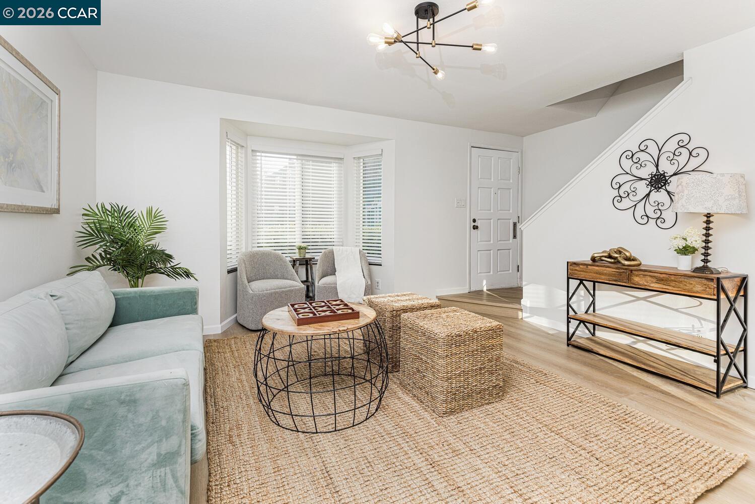 Detail Gallery Image 15 of 28 For 2730 Walnut Boulevard, Walnut Creek,  CA 94506 - 2 Beds | 2 Baths