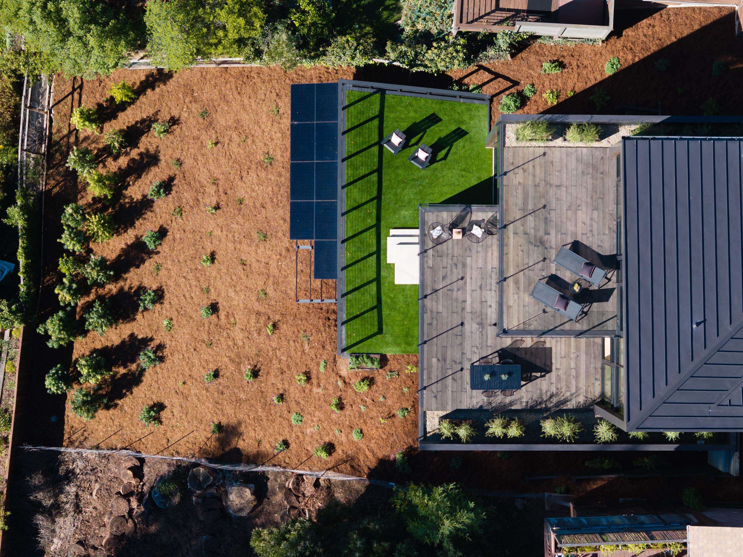 Detail Gallery Image 21 of 45 For 1136 Keith Ave, Berkeley,  CA 94708 - 4 Beds | 3/1 Baths