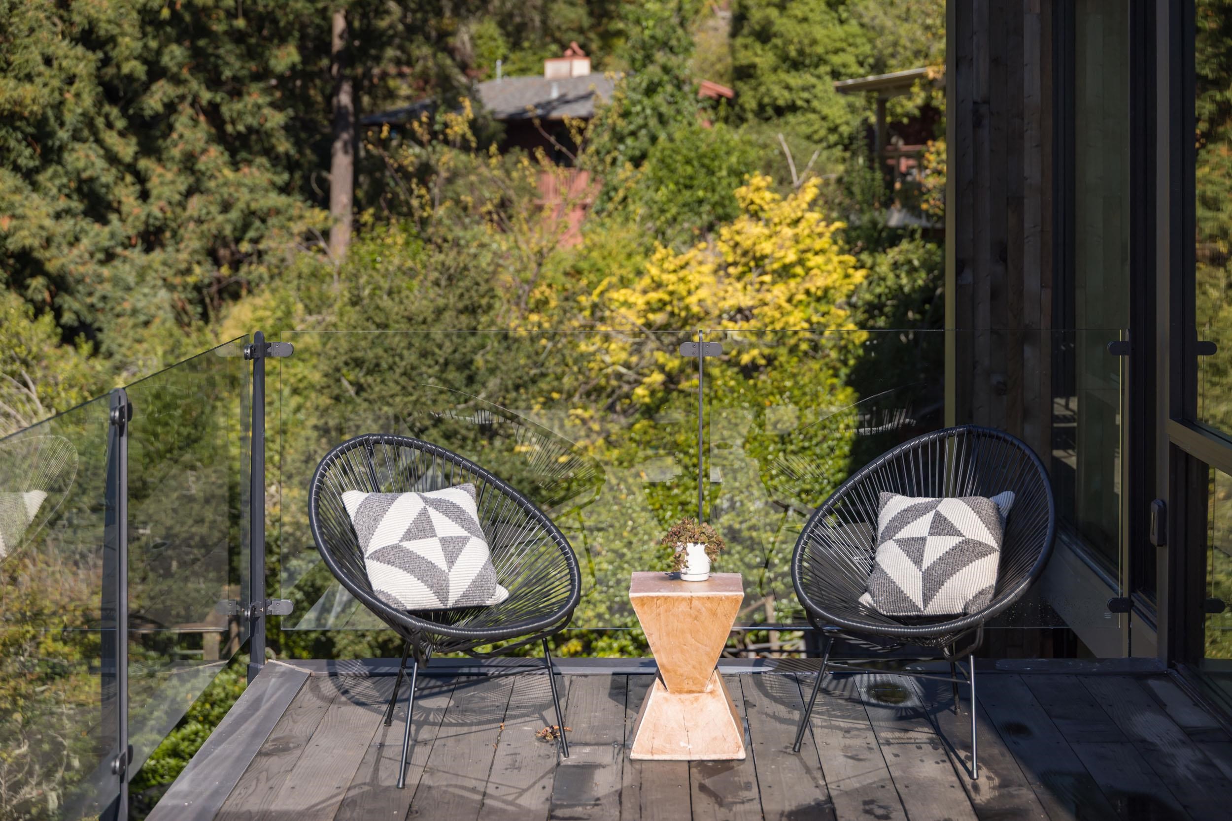 Detail Gallery Image 23 of 45 For 1136 Keith Ave, Berkeley,  CA 94708 - 4 Beds | 3/1 Baths