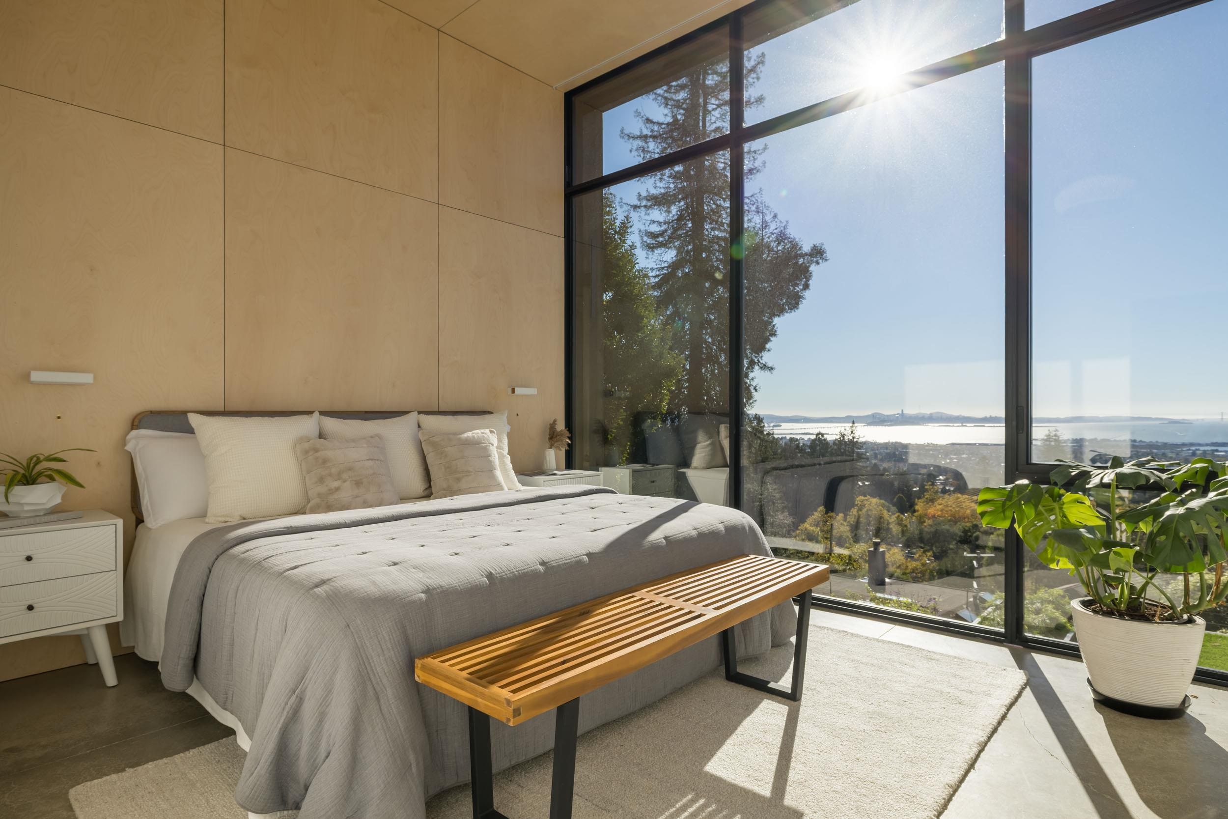 Detail Gallery Image 34 of 45 For 1136 Keith Ave, Berkeley,  CA 94708 - 4 Beds | 3/1 Baths