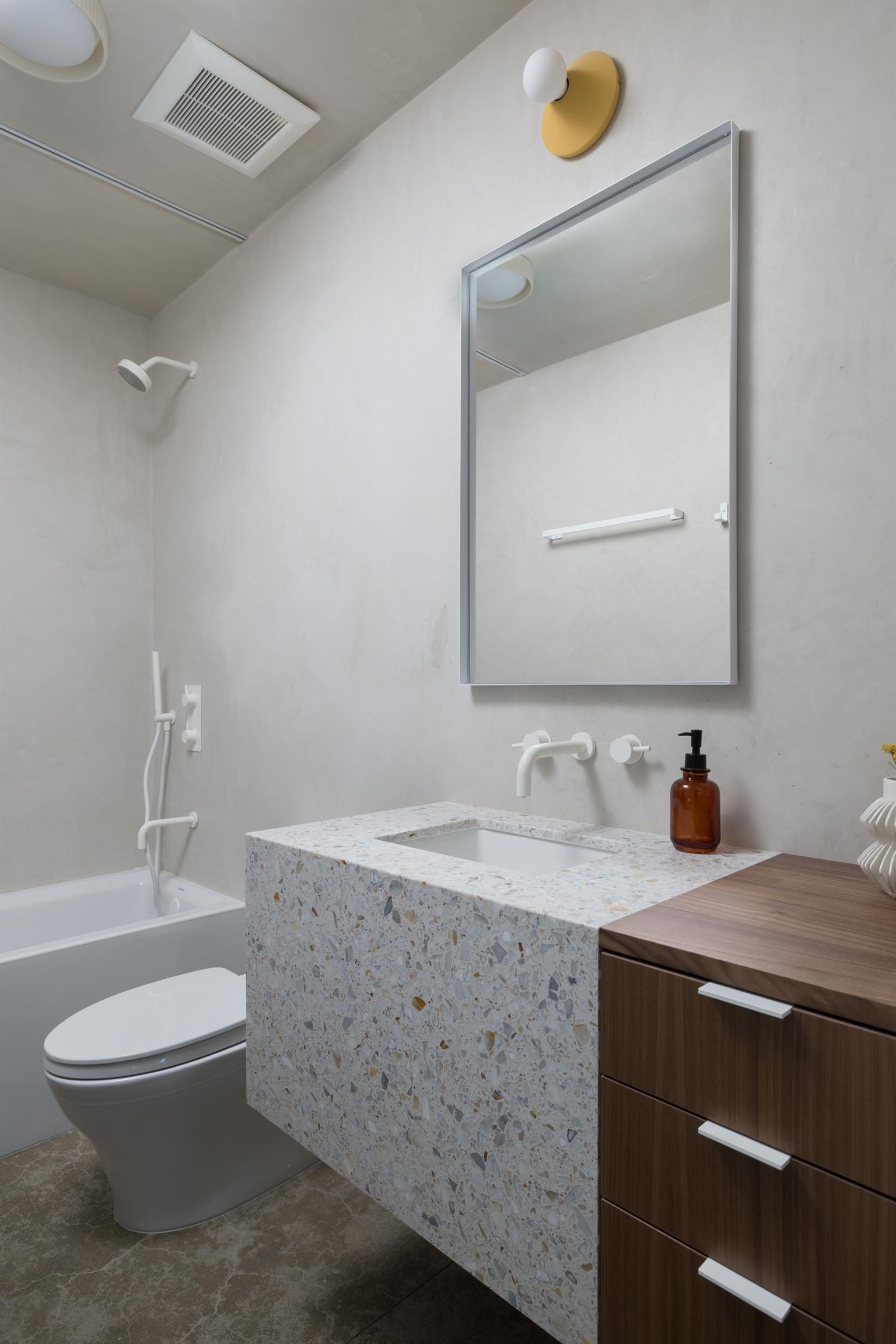 Detail Gallery Image 39 of 45 For 1136 Keith Ave, Berkeley,  CA 94708 - 4 Beds | 3/1 Baths