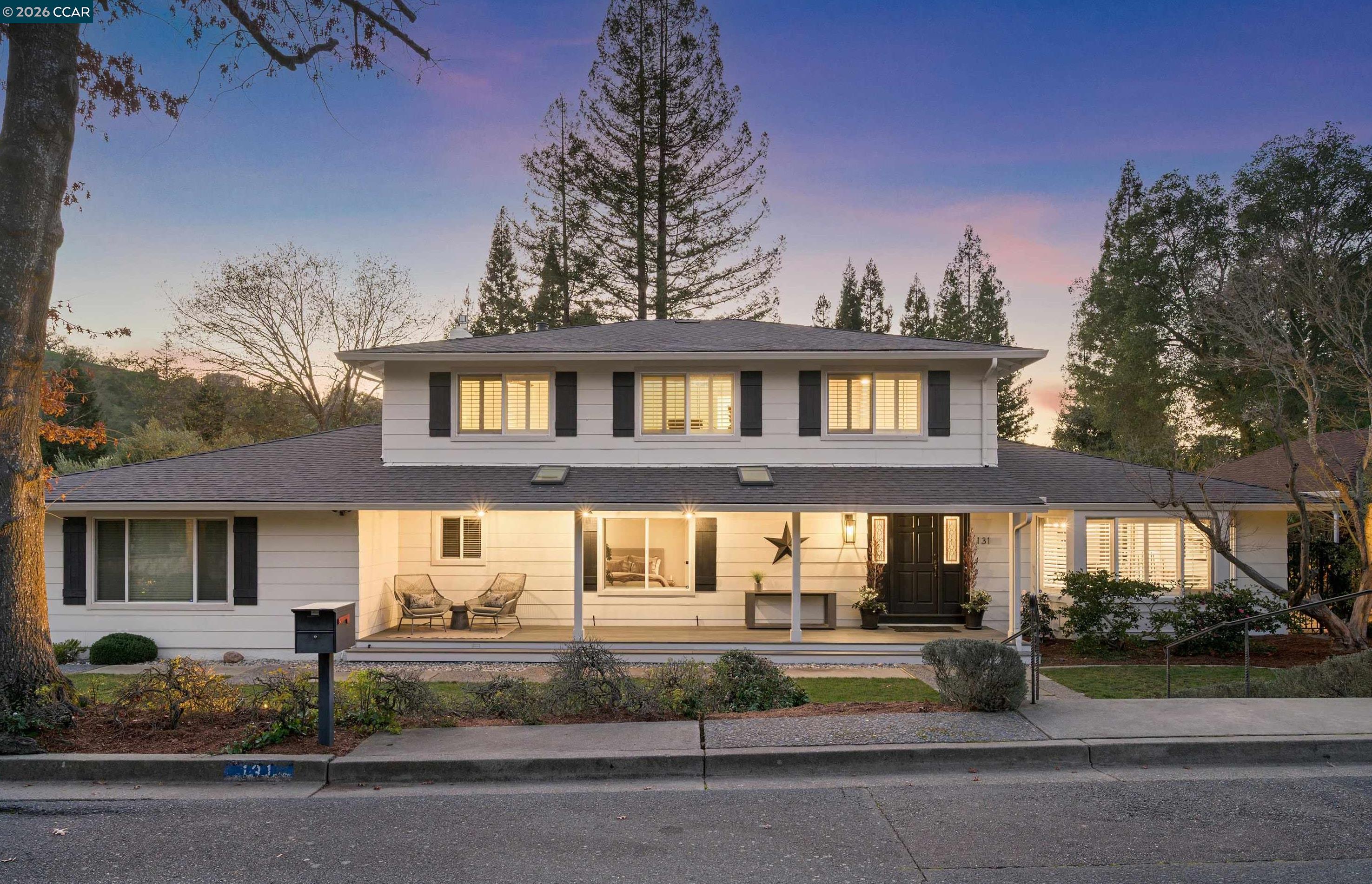 Front Image Thumbnail for CC41124095