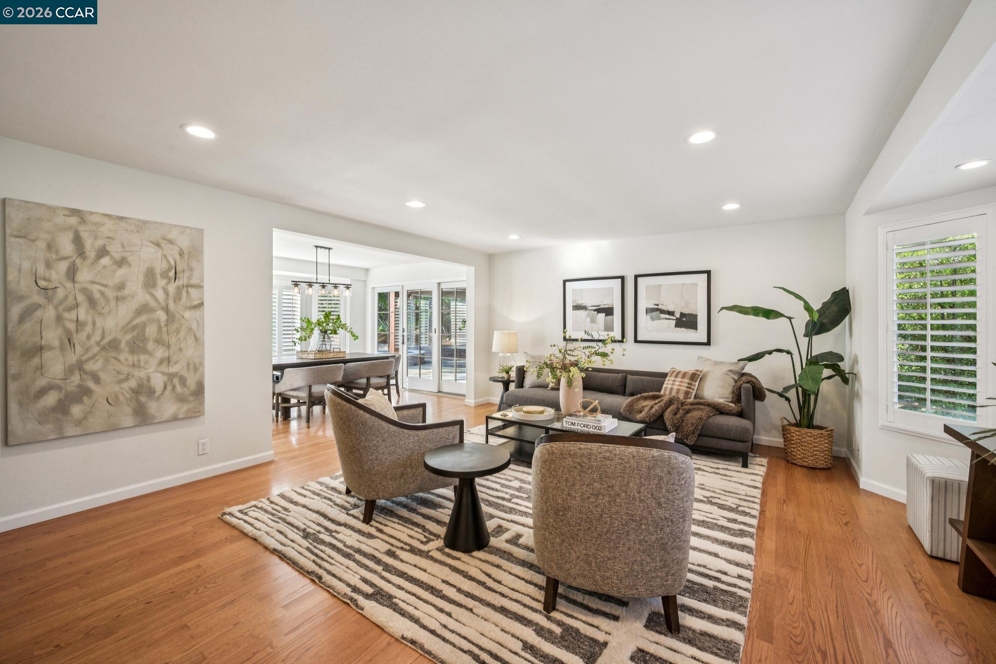 Detail Gallery Image 5 of 49 For 131 Pebble Ln, Alamo,  CA 94507 - 5 Beds | 3 Baths