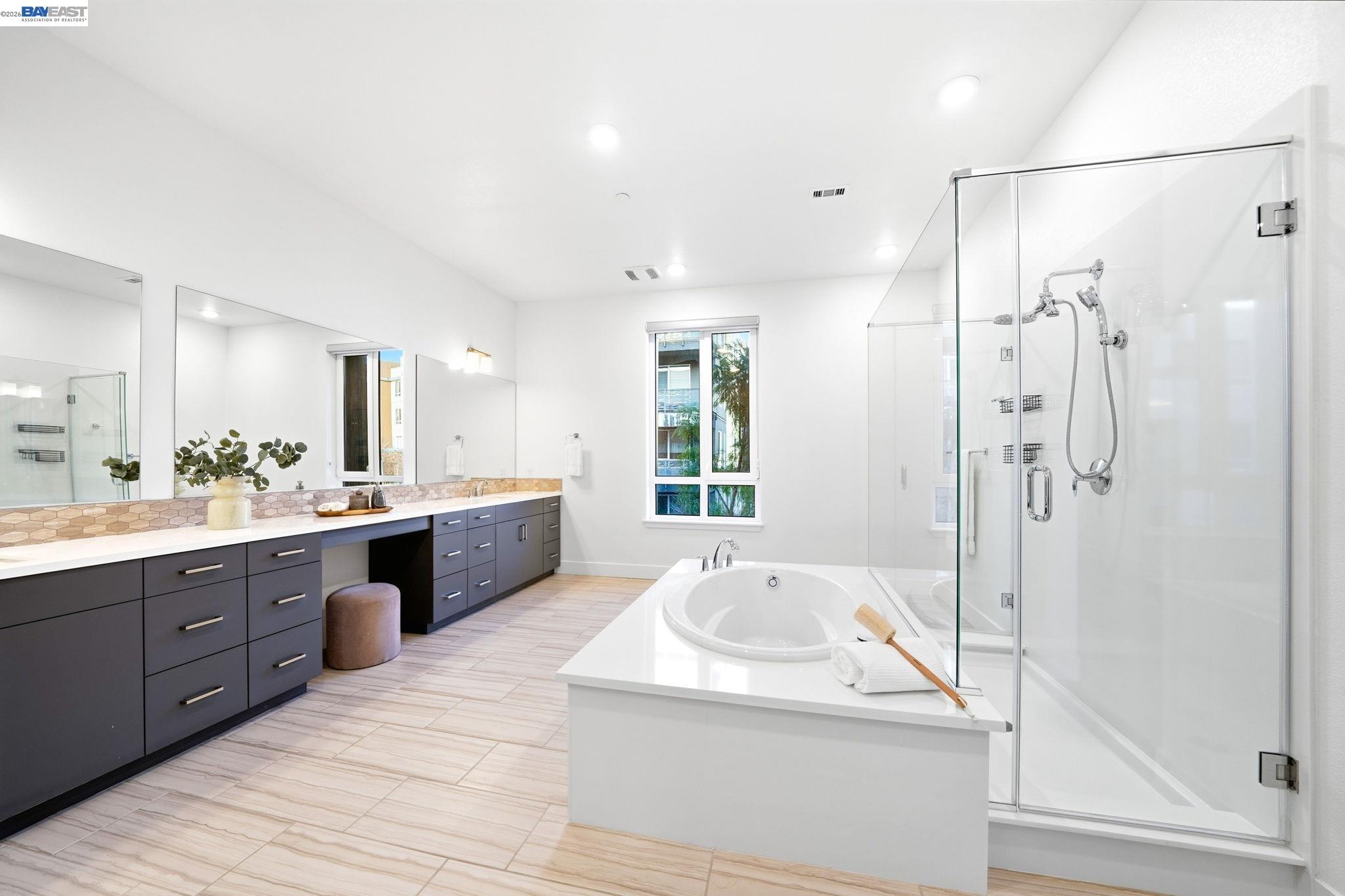 Detail Gallery Image 19 of 44 For 45188 Tom Blalock St #301,  Fremont,  CA 94539 - 3 Beds | 3/1 Baths