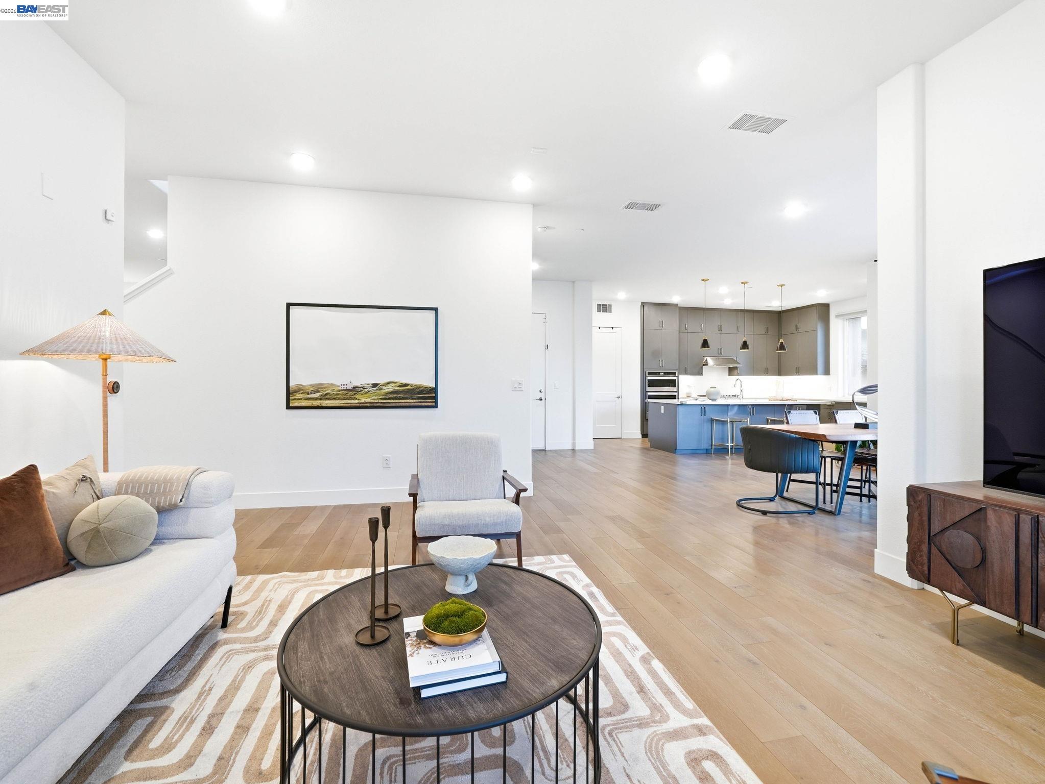 Detail Gallery Image 3 of 44 For 45188 Tom Blalock St #301,  Fremont,  CA 94539 - 3 Beds | 3/1 Baths