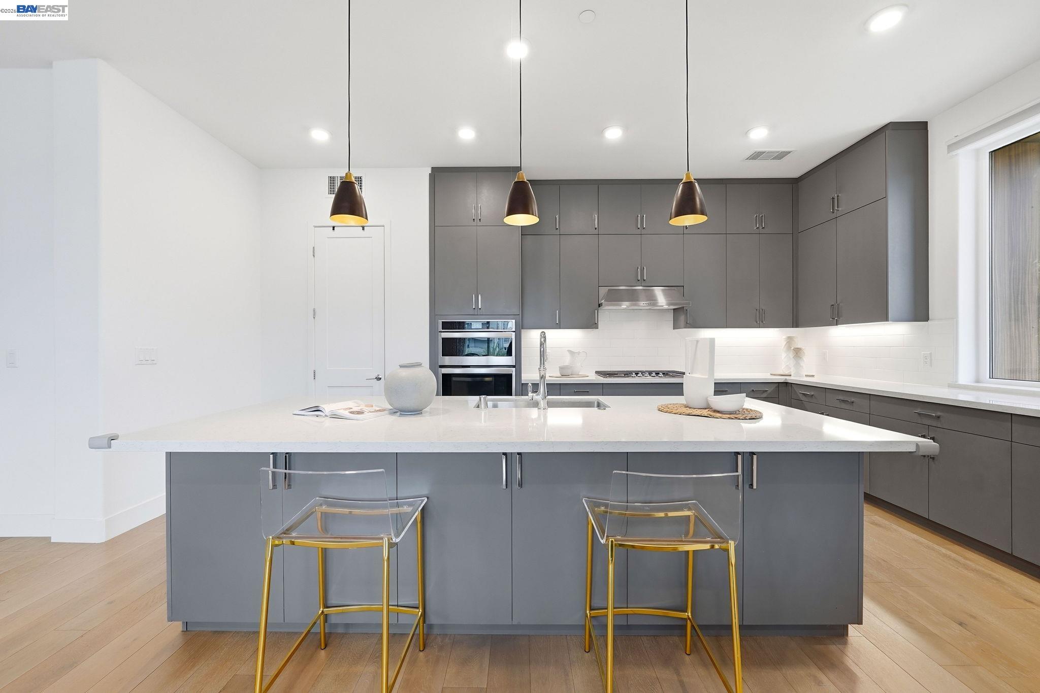 Detail Gallery Image 5 of 44 For 45188 Tom Blalock St #301,  Fremont,  CA 94539 - 3 Beds | 3/1 Baths