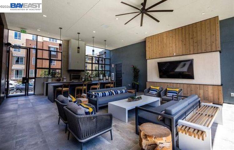 Detail Gallery Image 42 of 44 For 45188 Tom Blalock St #301,  Fremont,  CA 94539 - 3 Beds | 3/1 Baths