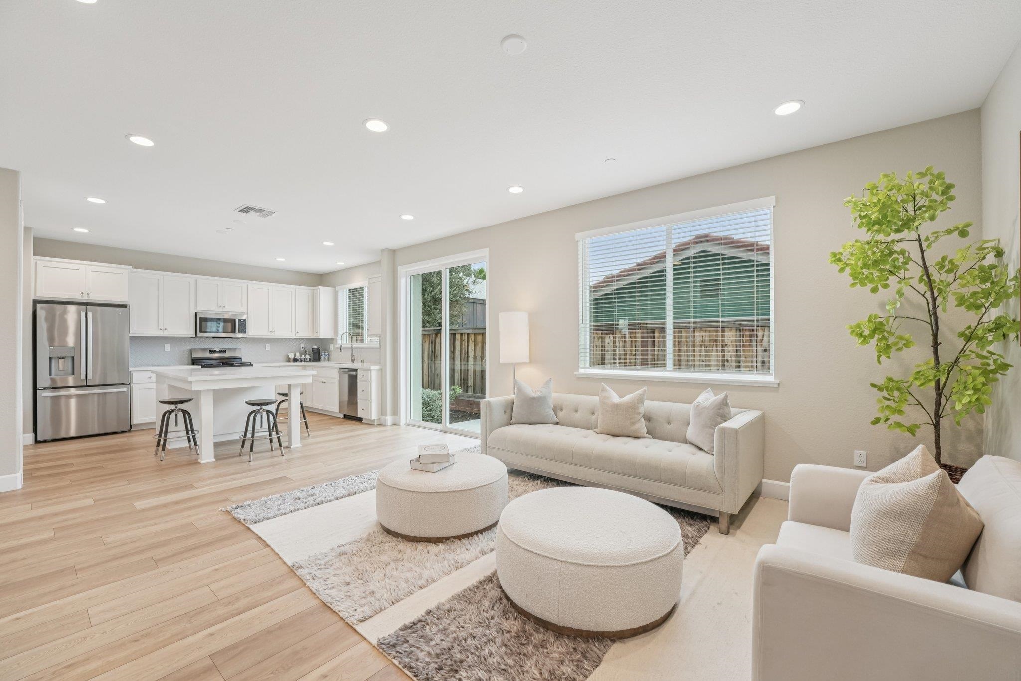 Detail Gallery Image 13 of 51 For 1301 Sunningdale Lane, Fairfield,  CA 94533 - 4 Beds | 3/1 Baths