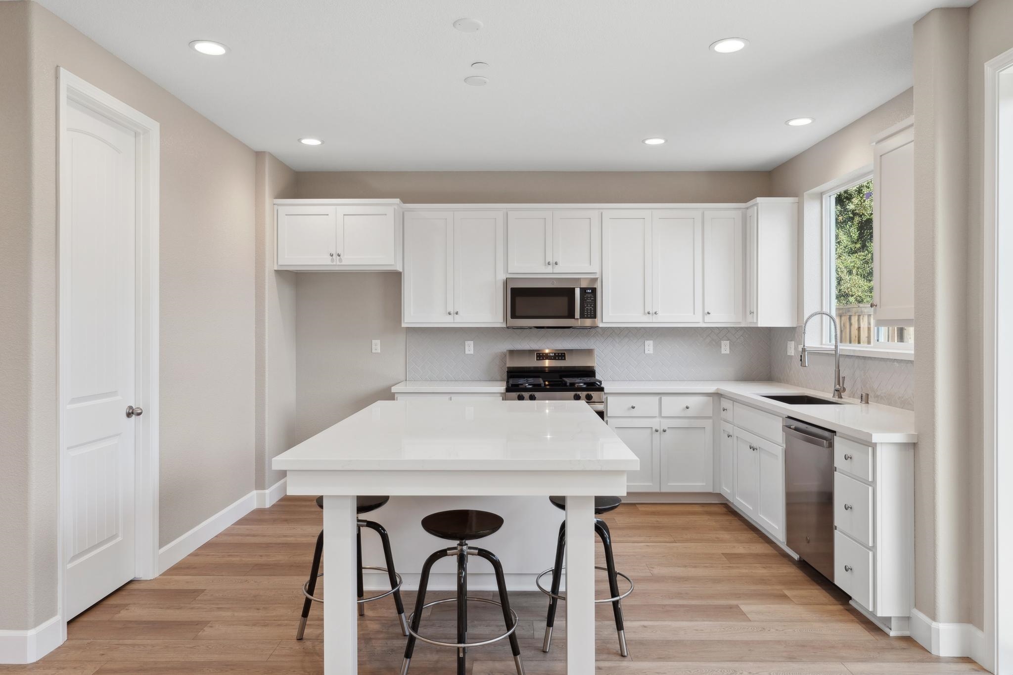 Detail Gallery Image 16 of 51 For 1301 Sunningdale Lane, Fairfield,  CA 94533 - 4 Beds | 3/1 Baths