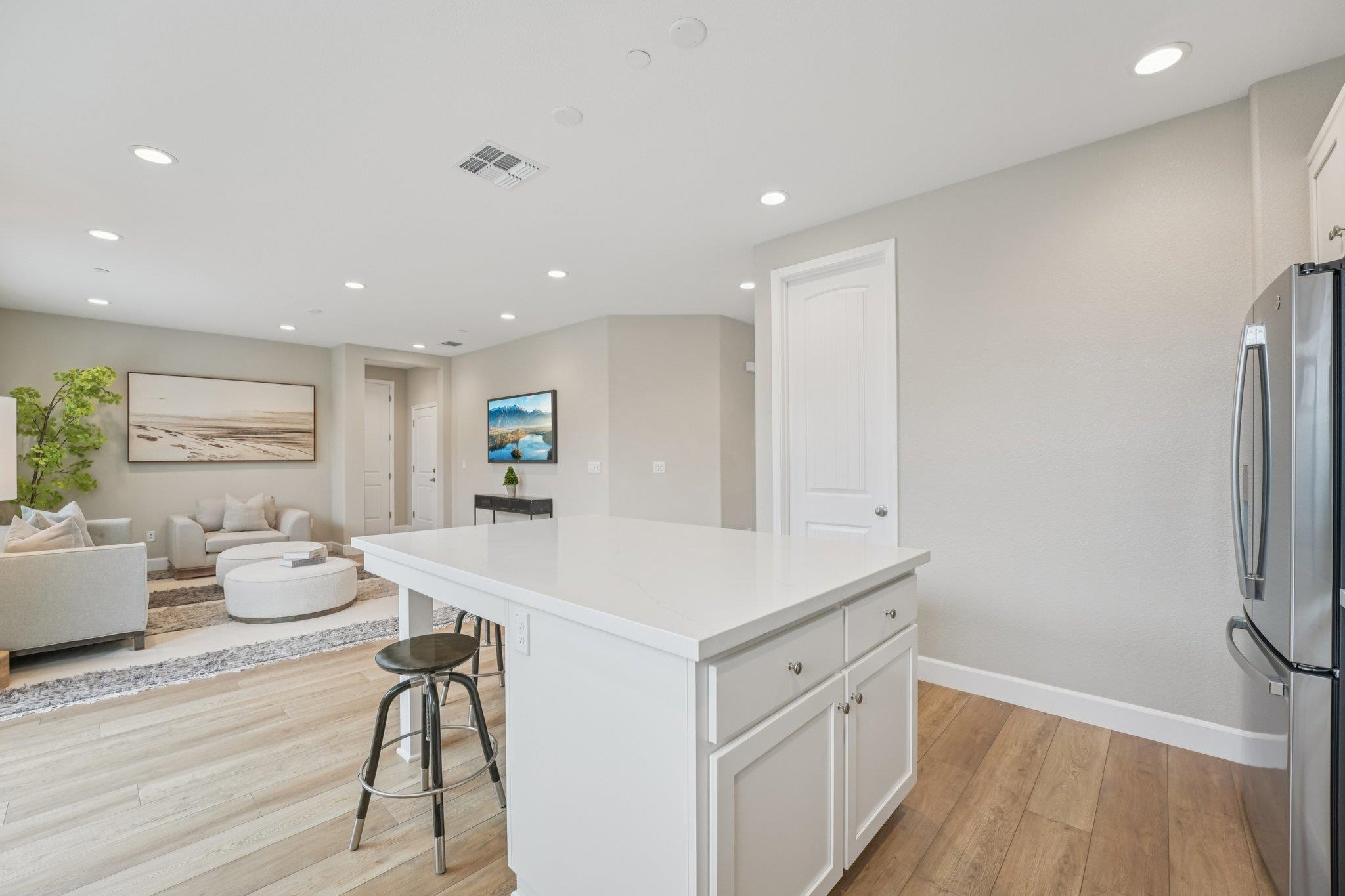 Detail Gallery Image 18 of 51 For 1301 Sunningdale Lane, Fairfield,  CA 94533 - 4 Beds | 3/1 Baths
