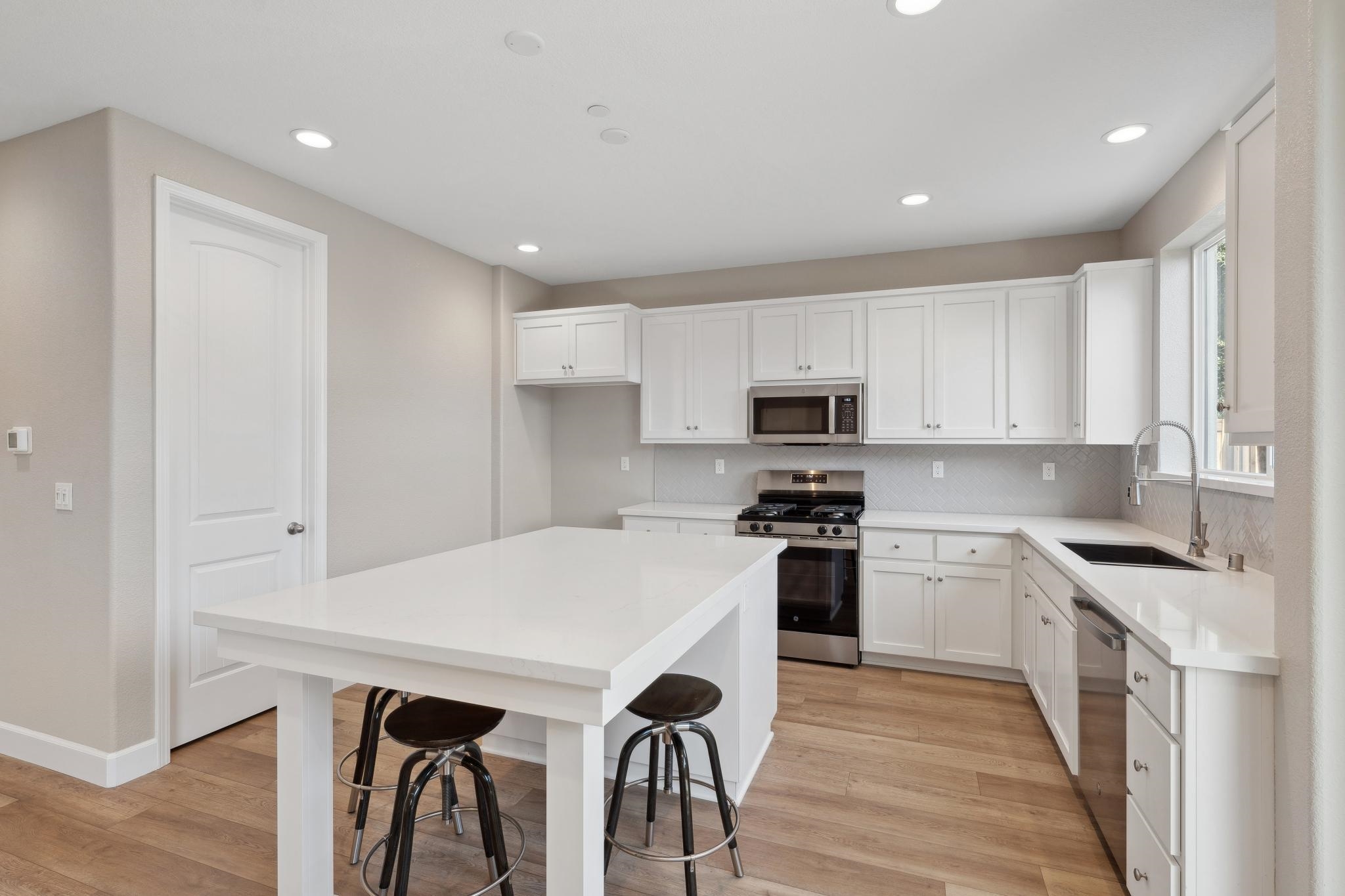 Detail Gallery Image 19 of 51 For 1301 Sunningdale Lane, Fairfield,  CA 94533 - 4 Beds | 3/1 Baths