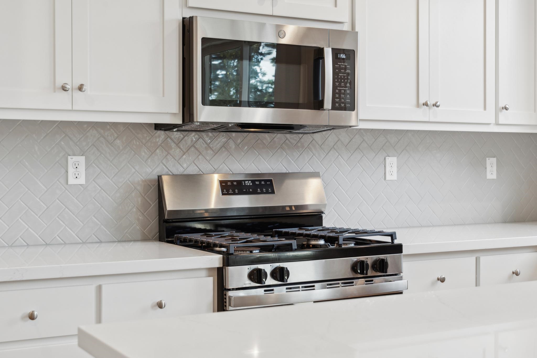 Detail Gallery Image 21 of 51 For 1301 Sunningdale Lane, Fairfield,  CA 94533 - 4 Beds | 3/1 Baths