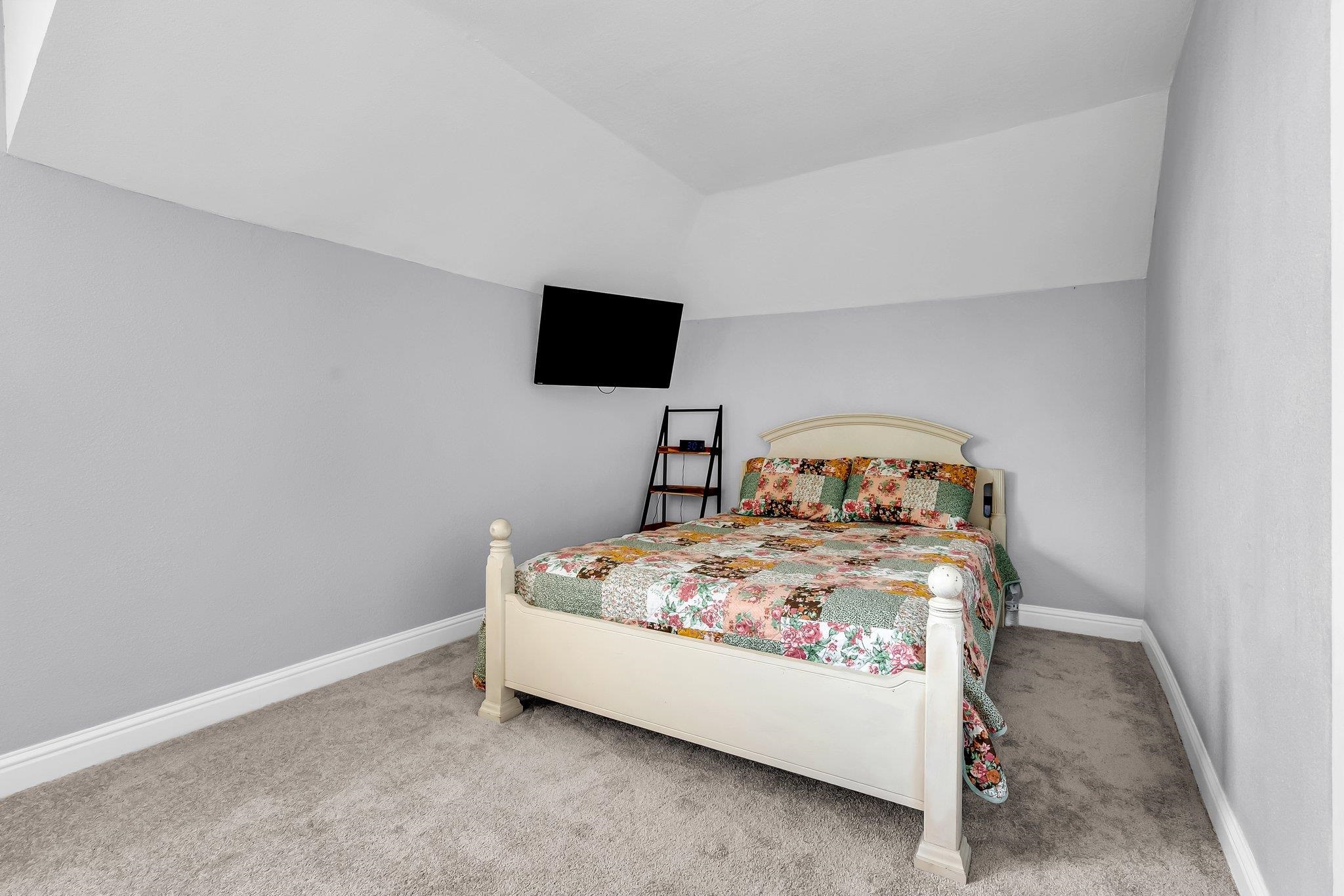 Detail Gallery Image 19 of 39 For 2350 W Shell Ave, Martinez,  CA 94553 - 4 Beds | 2 Baths