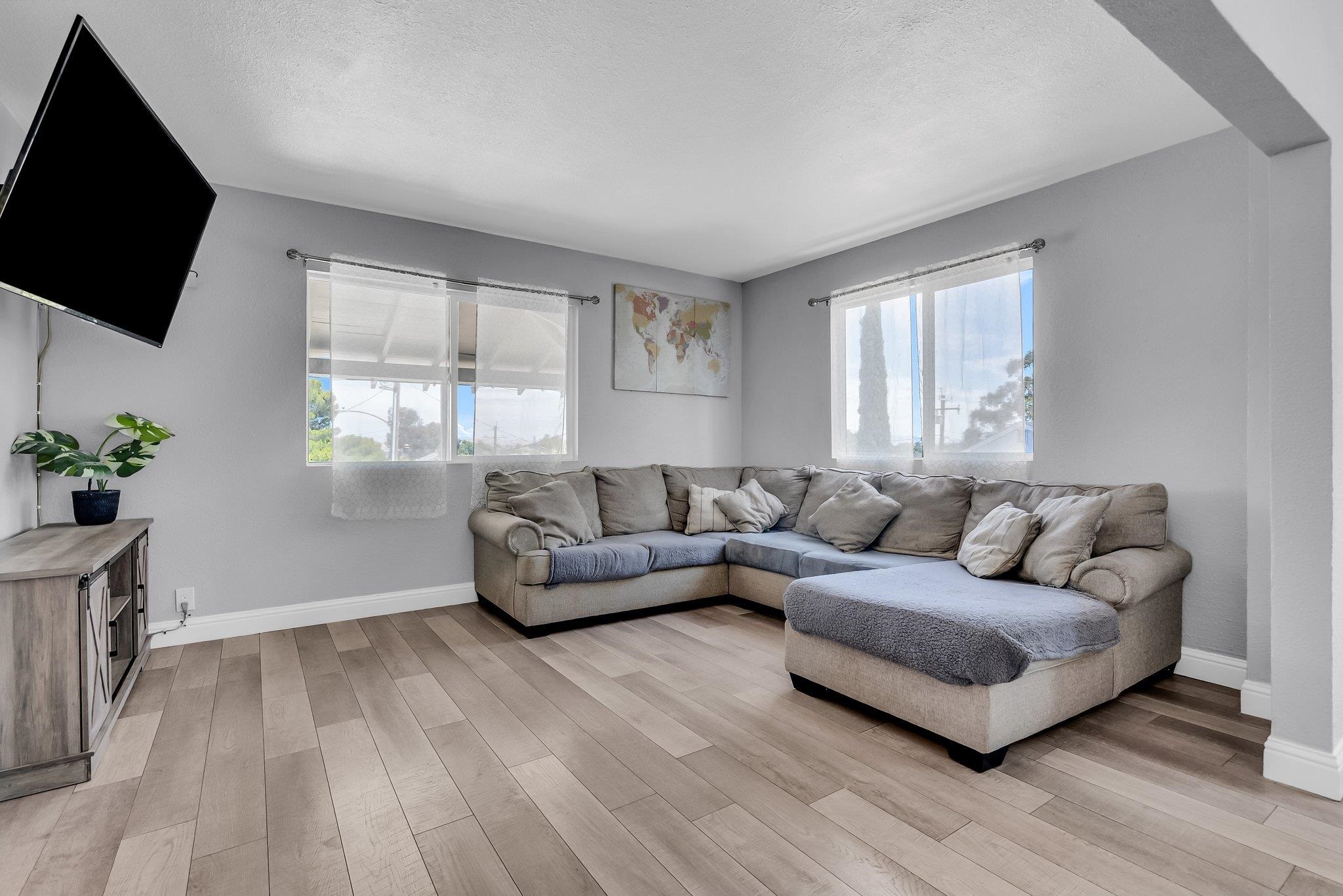 Detail Gallery Image 3 of 39 For 2350 W Shell Ave, Martinez,  CA 94553 - 4 Beds | 2 Baths