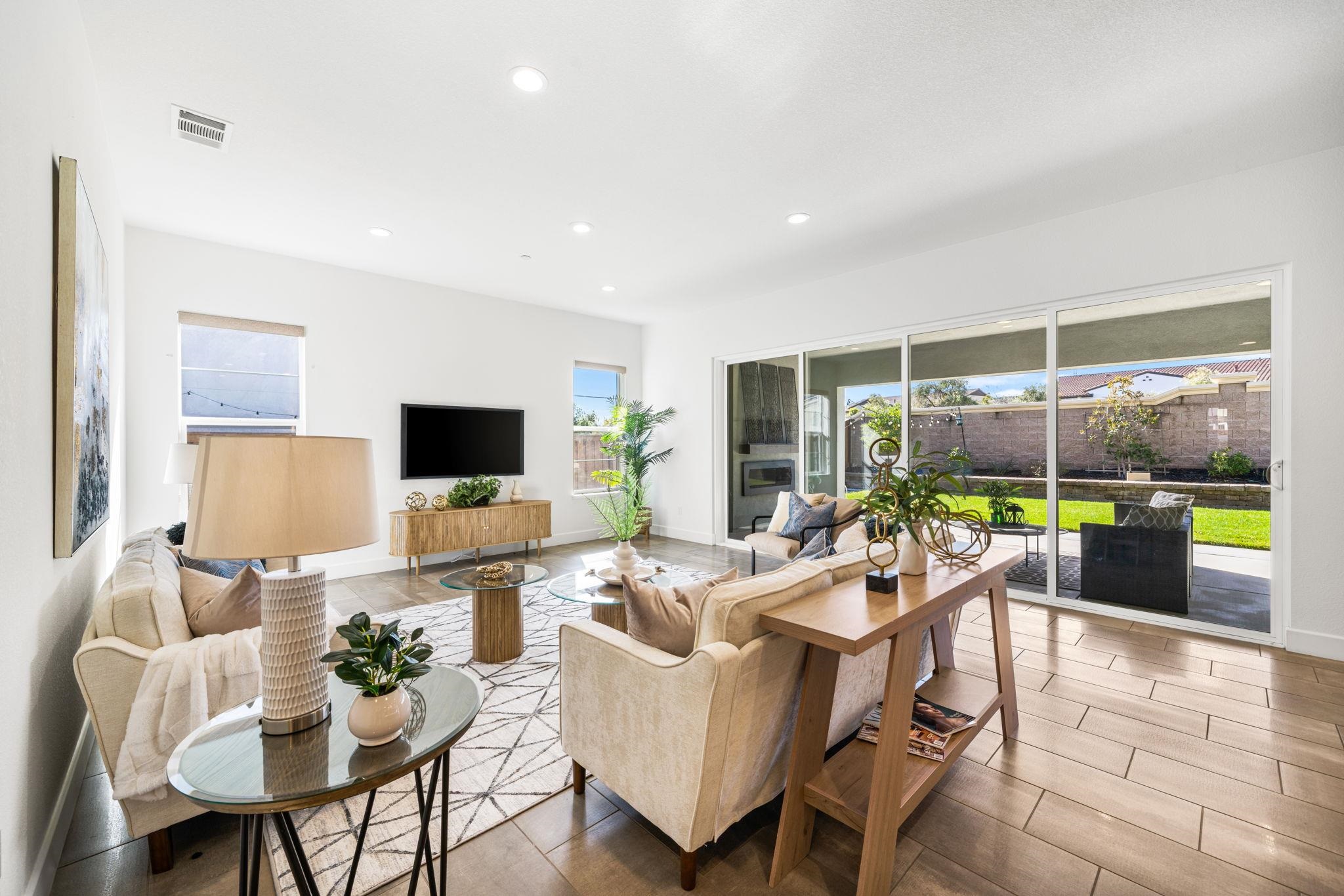 Detail Gallery Image 13 of 60 For 1989 Old Vine Pl, Brentwood,  CA 94513 - 4 Beds | 3/1 Baths