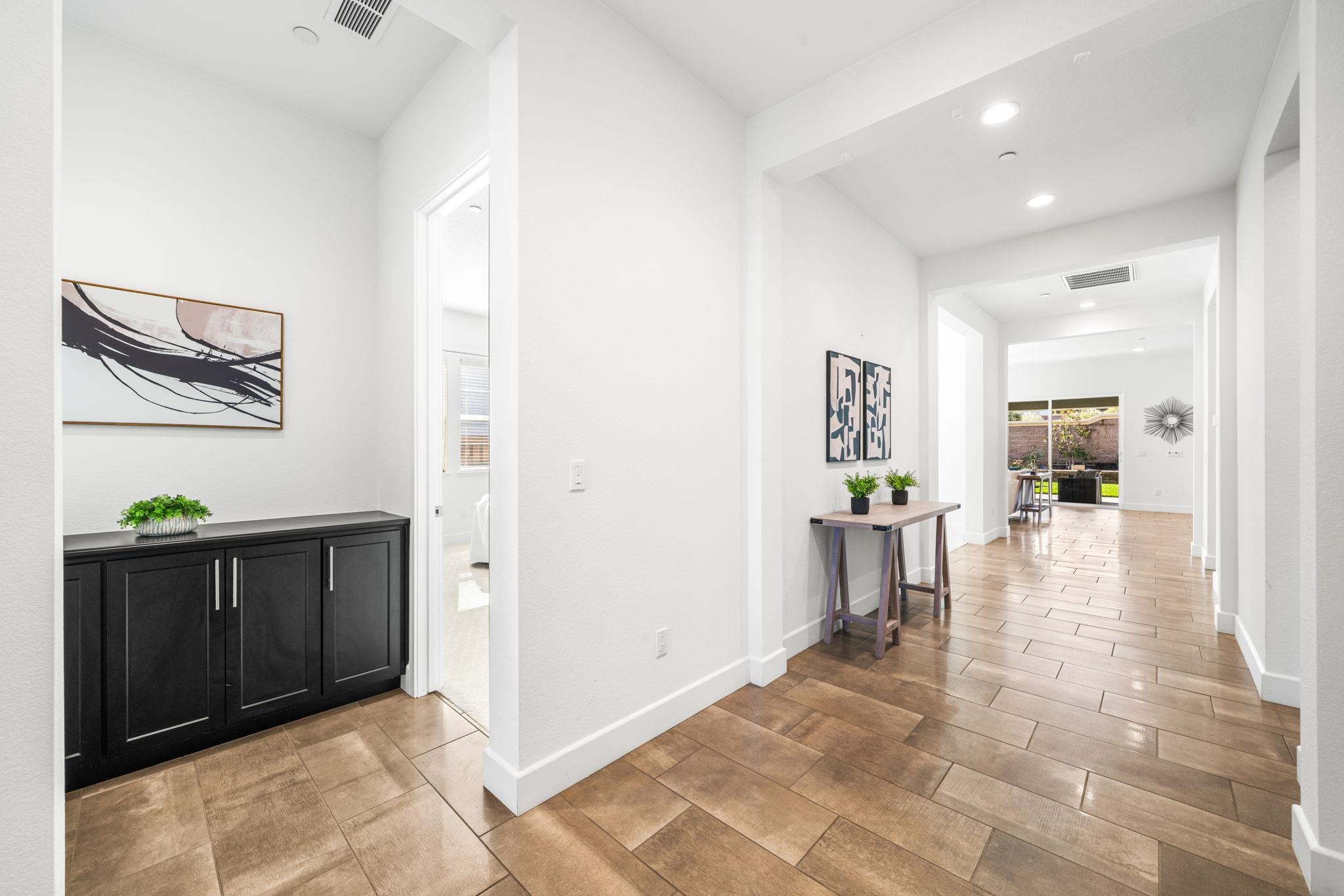 Detail Gallery Image 8 of 60 For 1989 Old Vine Pl, Brentwood,  CA 94513 - 4 Beds | 3/1 Baths