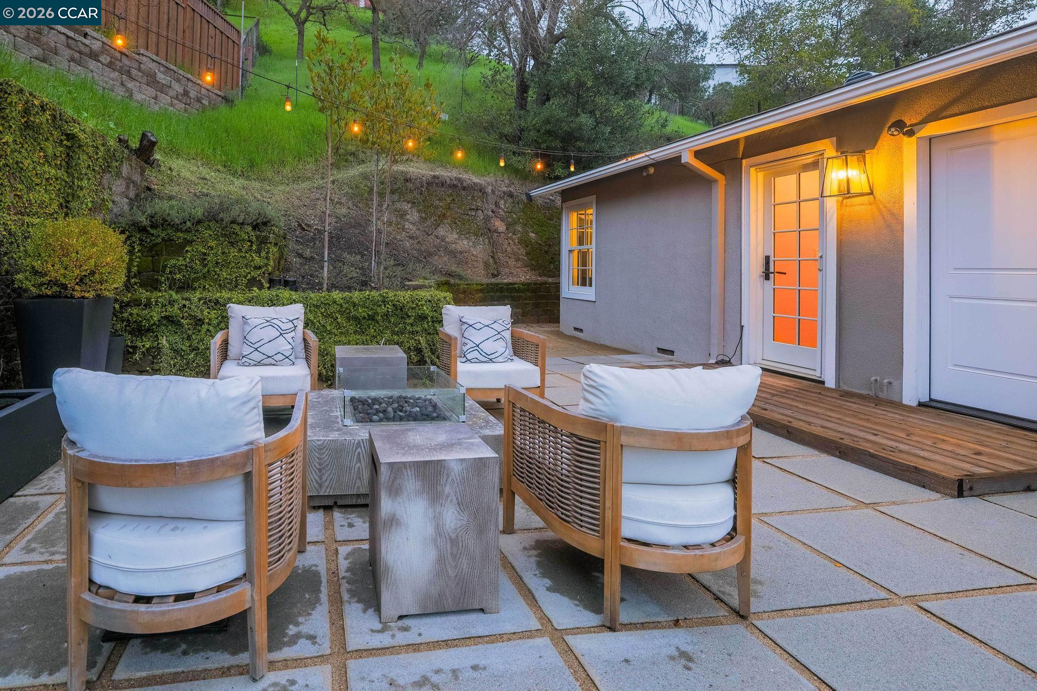 Detail Gallery Image 30 of 33 For 1537 Arbutus Drive, Walnut Creek,  CA 94595 - 4 Beds | 2 Baths