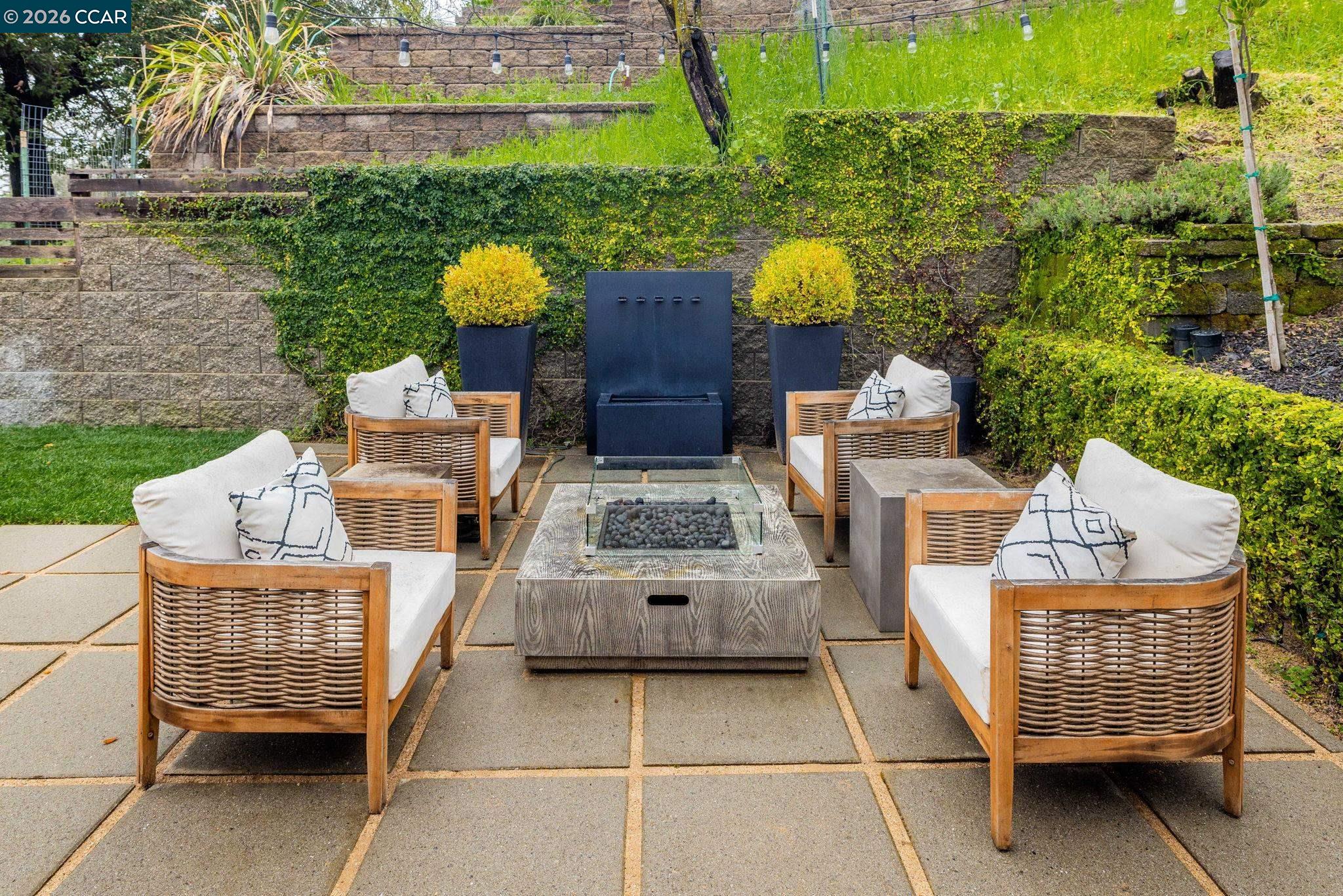 Detail Gallery Image 31 of 33 For 1537 Arbutus Drive, Walnut Creek,  CA 94595 - 4 Beds | 2 Baths