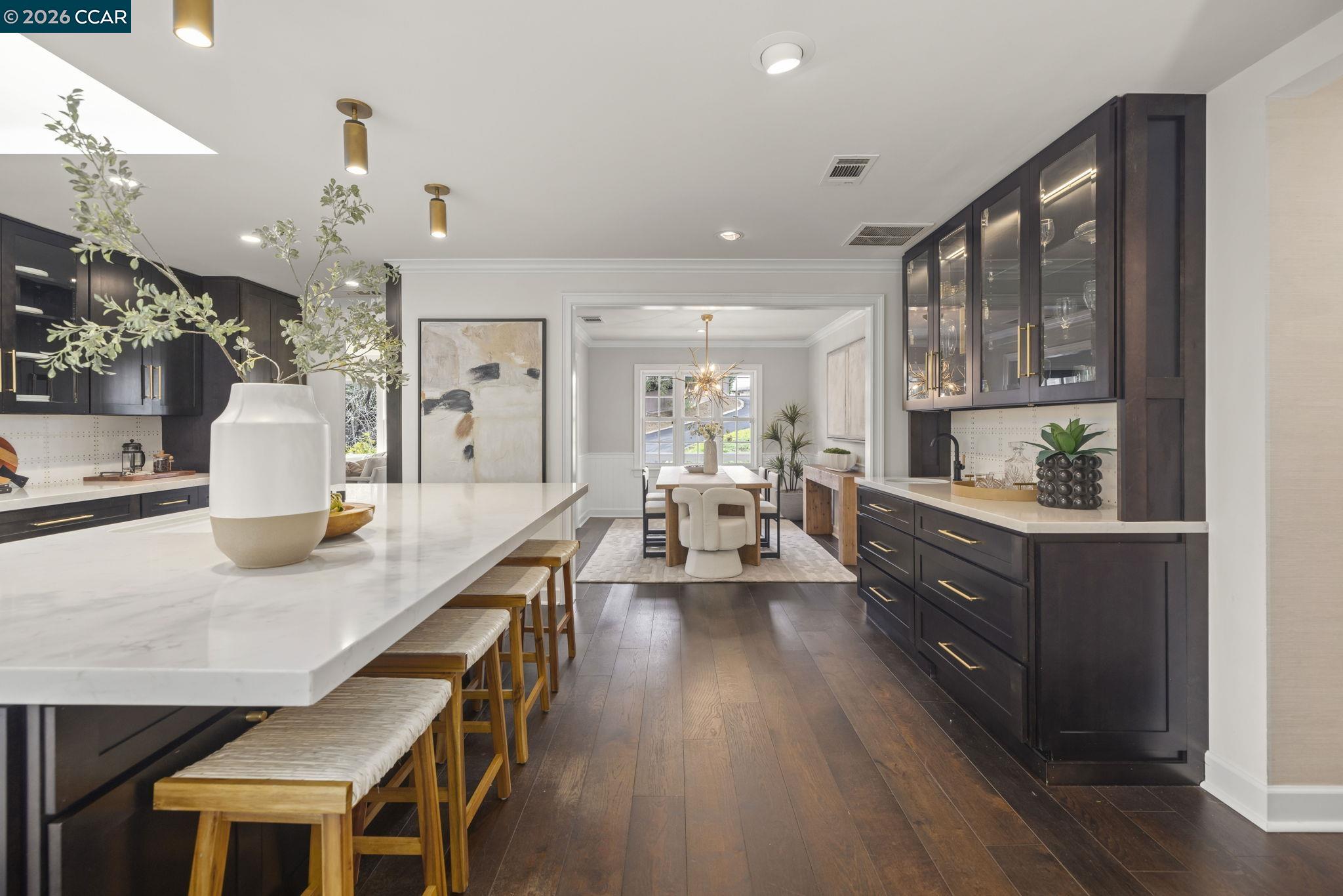 Detail Gallery Image 10 of 33 For 1537 Arbutus Drive, Walnut Creek,  CA 94595 - 4 Beds | 2 Baths