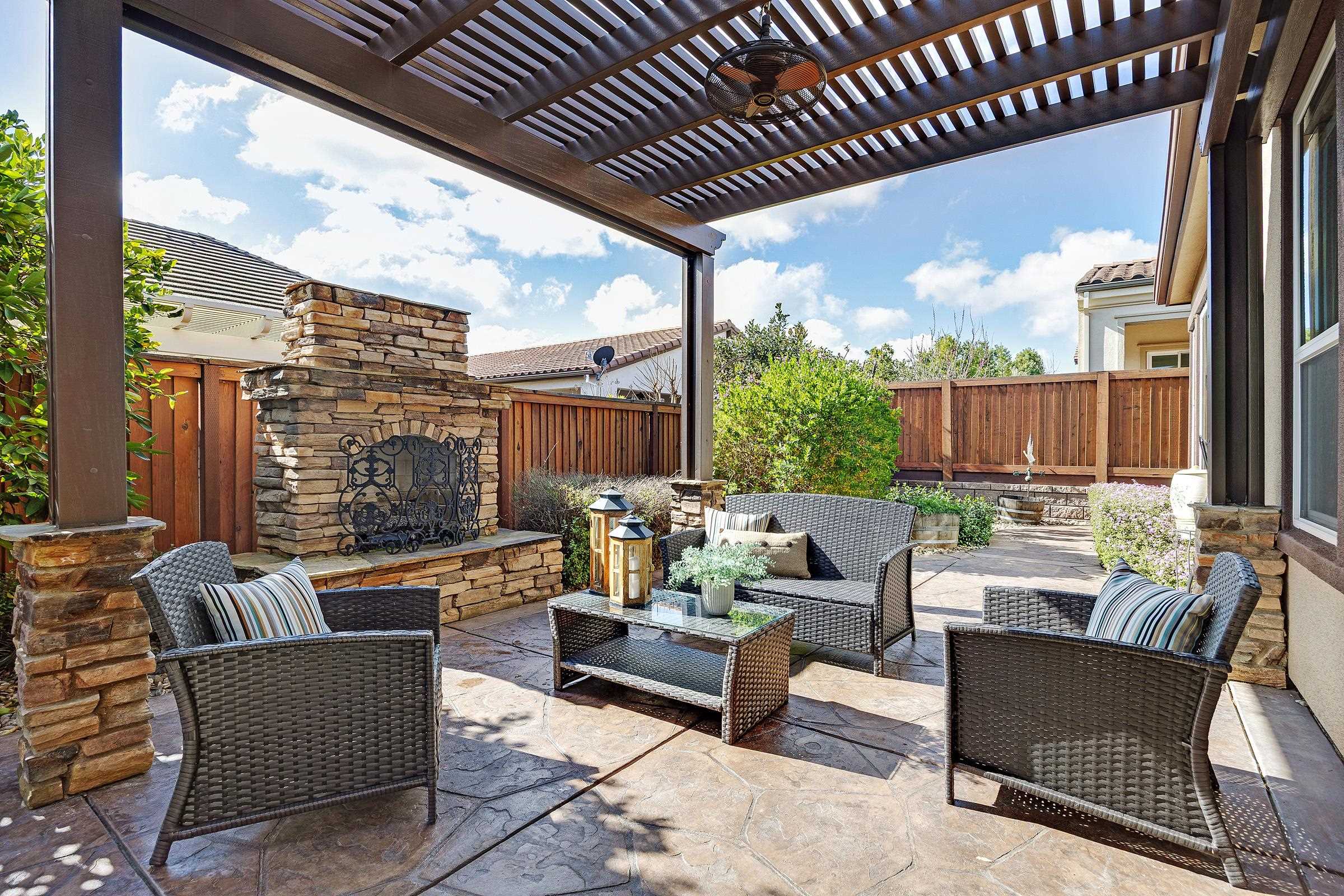 Detail Gallery Image 30 of 60 For 2000 Tempranillo Ln, Brentwood,  CA 94513 - 2 Beds | 2 Baths