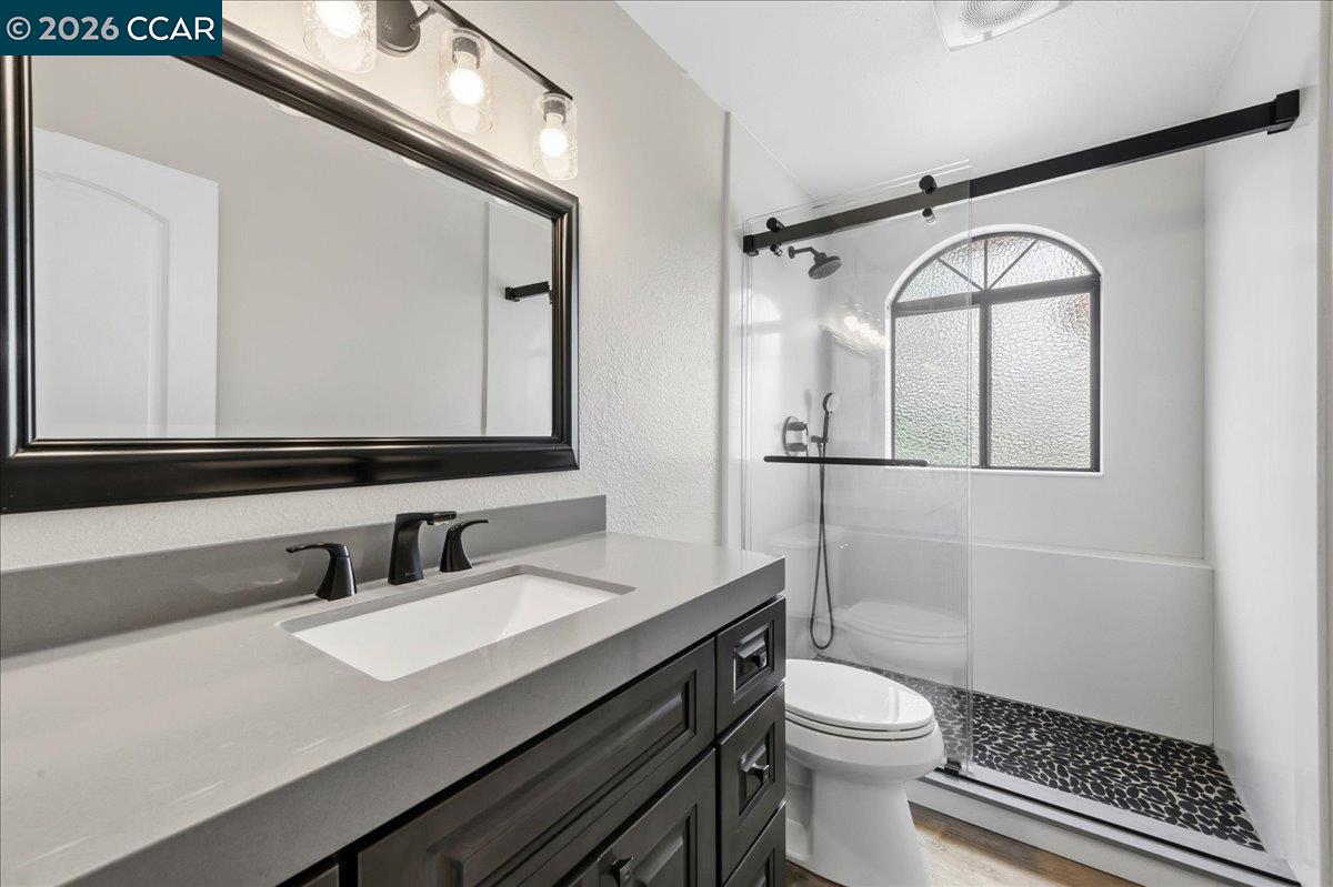 Detail Gallery Image 14 of 34 For 4337 Scenic Ave, Pittsburg,  CA 94565 - 3 Beds | 2 Baths