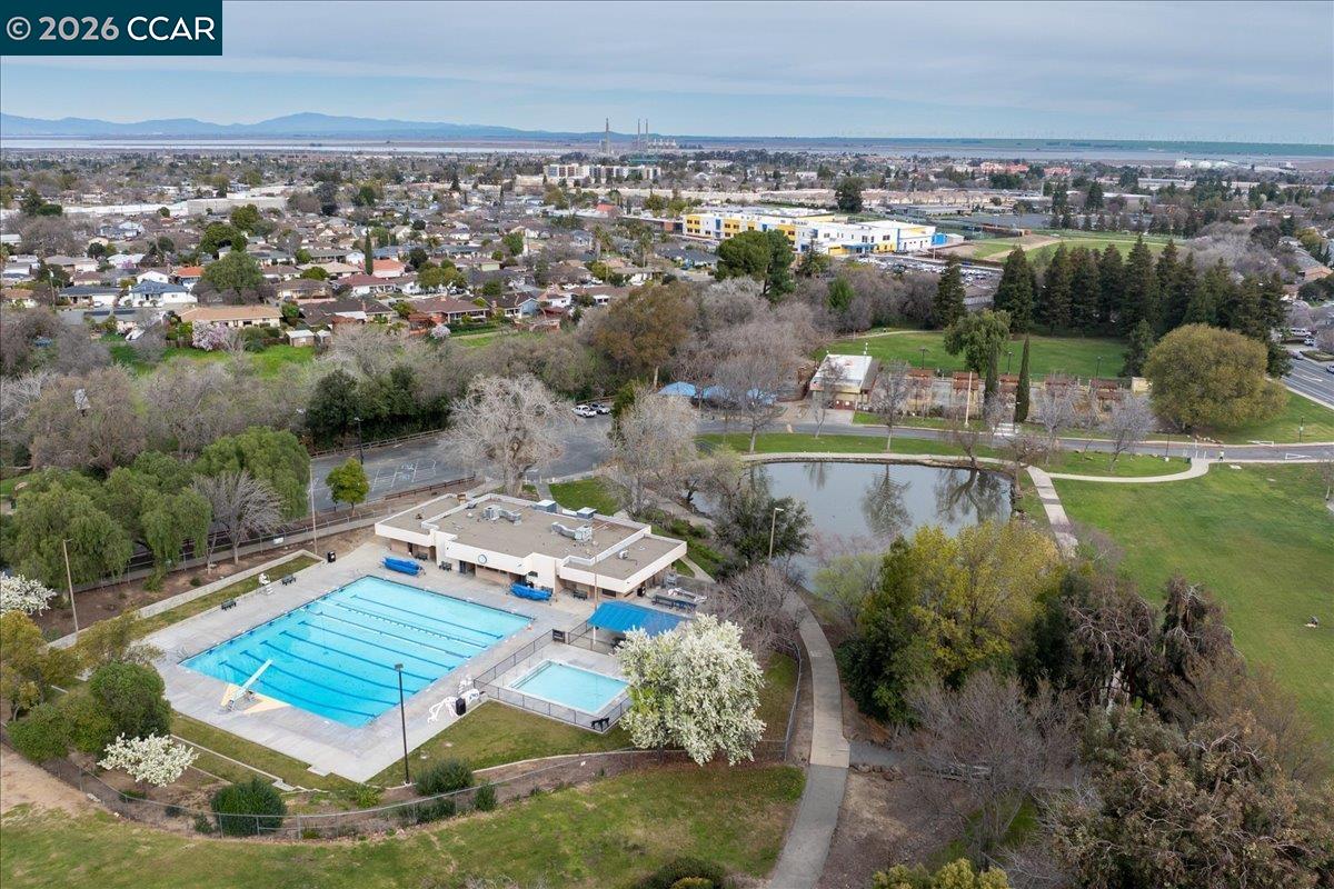 Detail Gallery Image 28 of 34 For 4337 Scenic Ave, Pittsburg,  CA 94565 - 3 Beds | 2 Baths