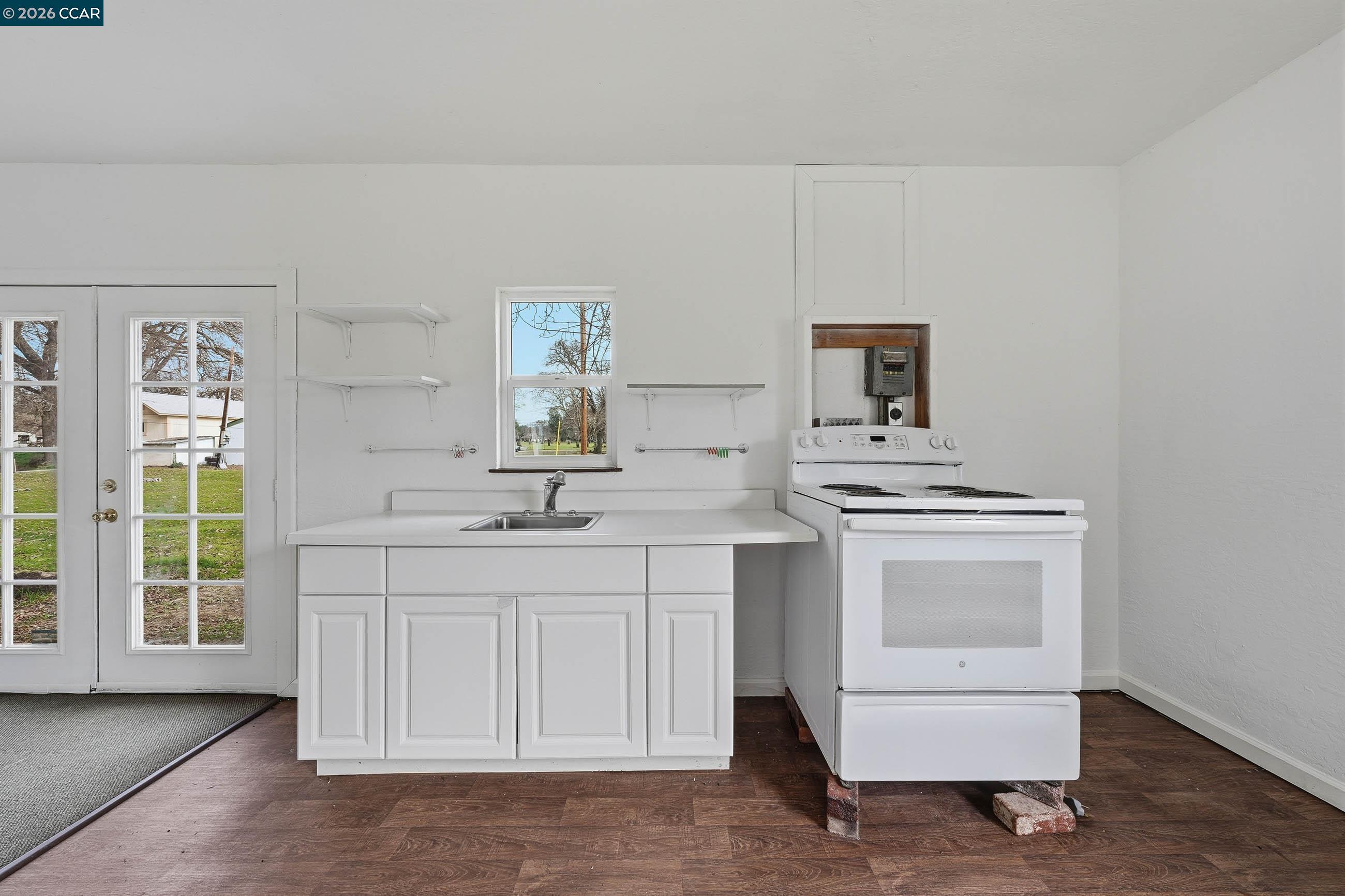 Detail Gallery Image 16 of 24 For 15420 Rumsey Rd, Clearlake,  CA 95422 - 3 Beds | 2 Baths