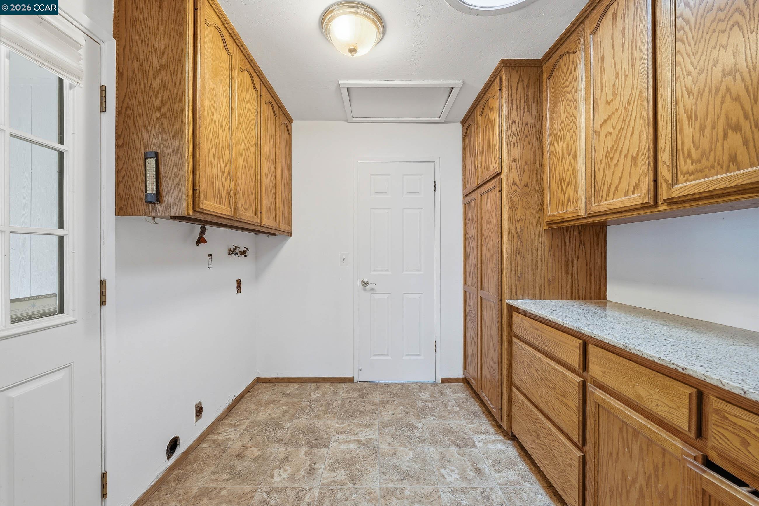 Detail Gallery Image 10 of 24 For 15420 Rumsey Rd, Clearlake,  CA 95422 - 3 Beds | 2 Baths