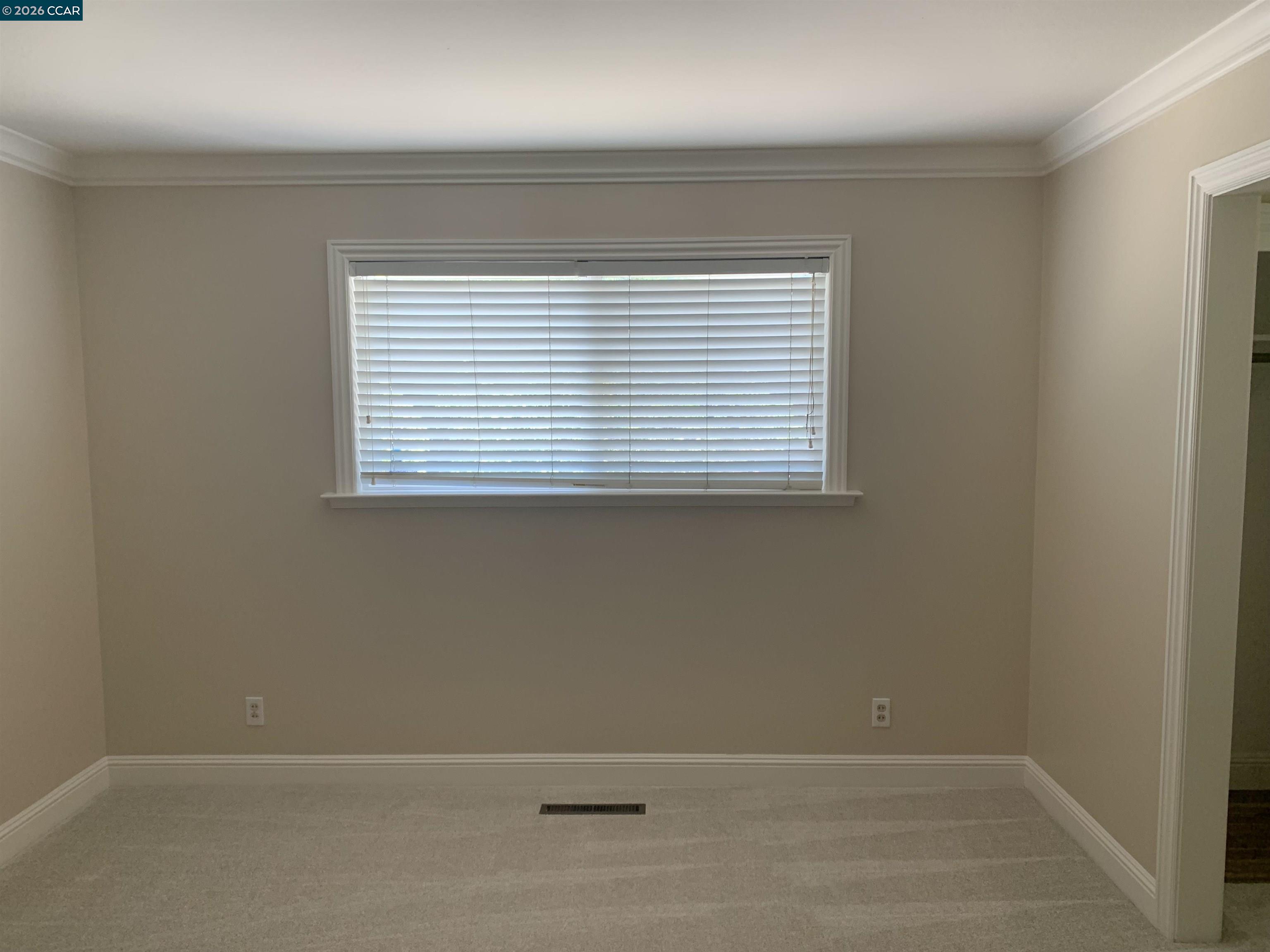 Detail Gallery Image 14 of 33 For 1608 Claycord Ave, Concord,  CA 94521 - 3 Beds | 2 Baths