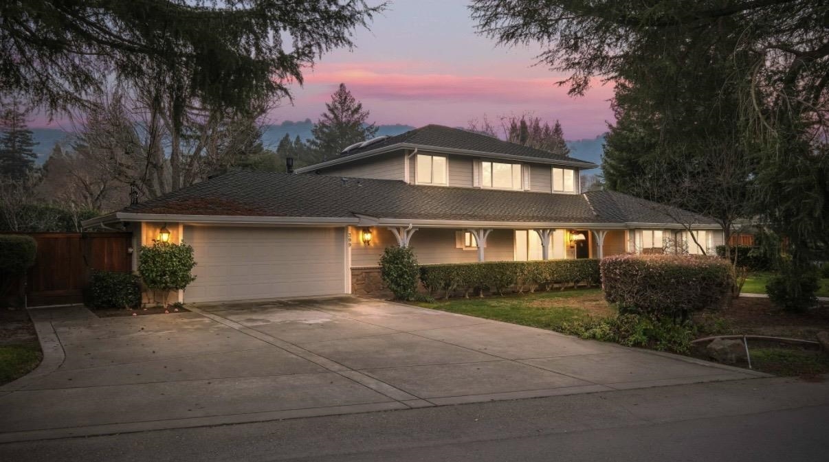 Detail Gallery Image 2 of 22 For 399 Verona Ave, Danville,  CA 94526 - 5 Beds | 3 Baths