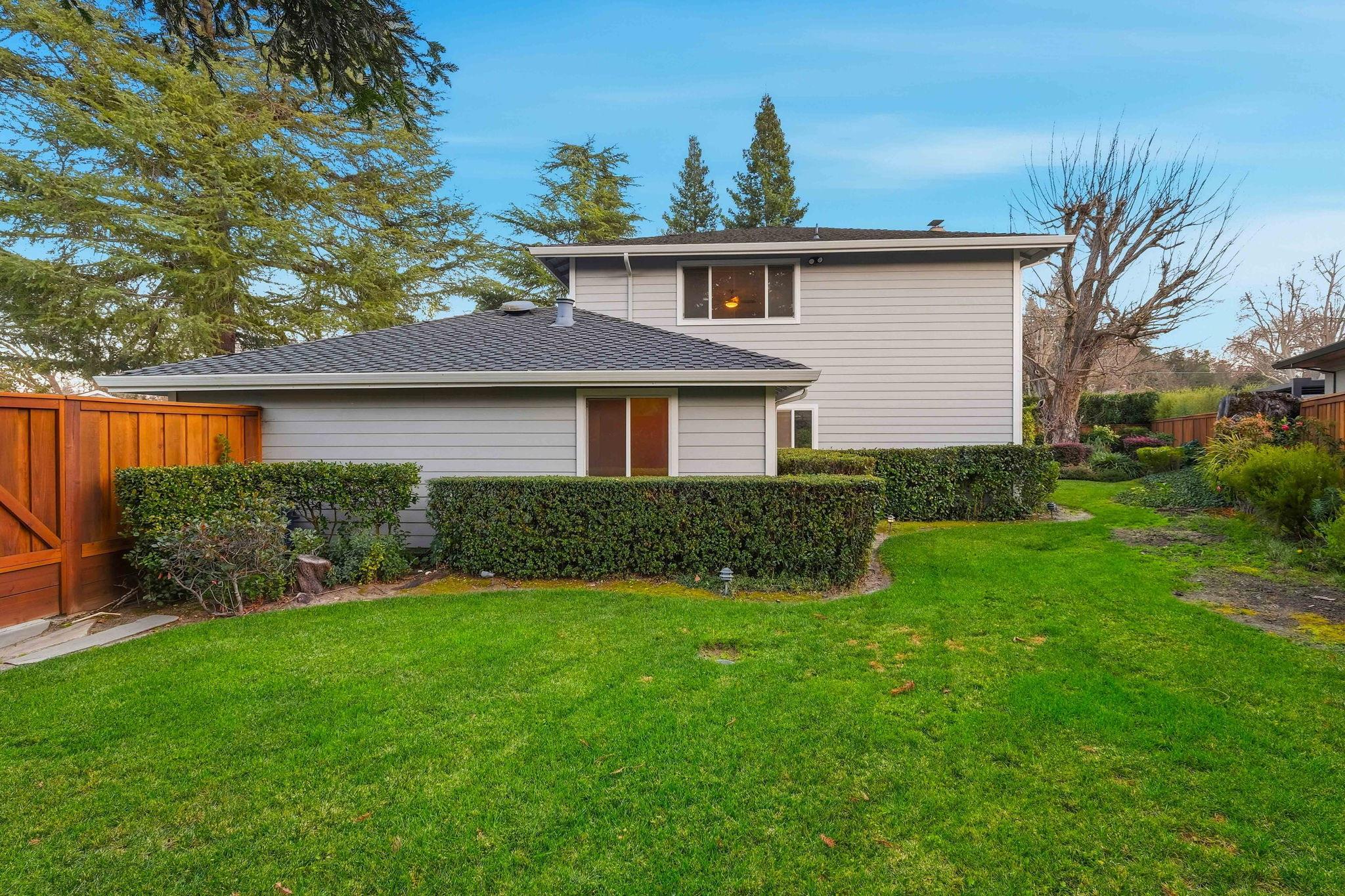 Detail Gallery Image 11 of 22 For 399 Verona Ave, Danville,  CA 94526 - 5 Beds | 3 Baths