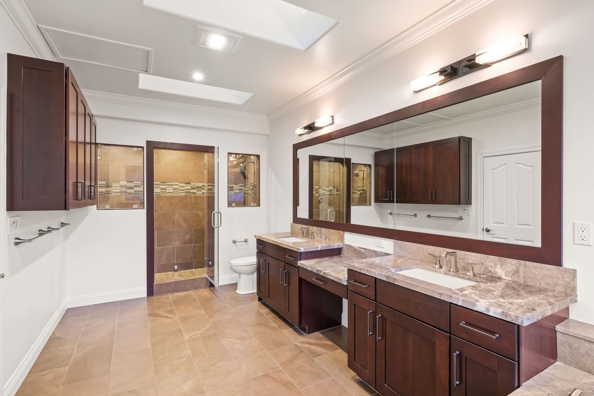 Detail Gallery Image 15 of 22 For 399 Verona Ave, Danville,  CA 94526 - 5 Beds | 3 Baths