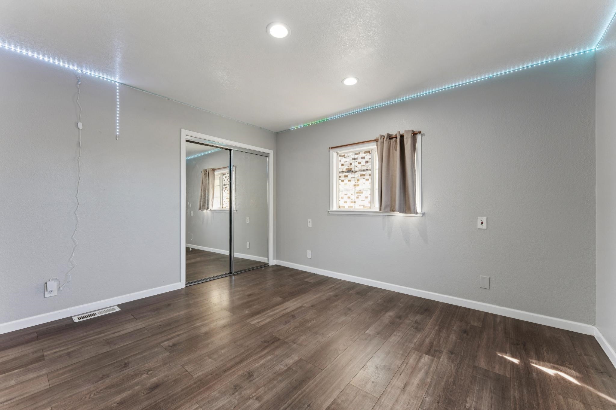 Detail Gallery Image 38 of 60 For 1433 56th Ave, Oakland,  CA 94621 - 3 Beds | 2 Baths