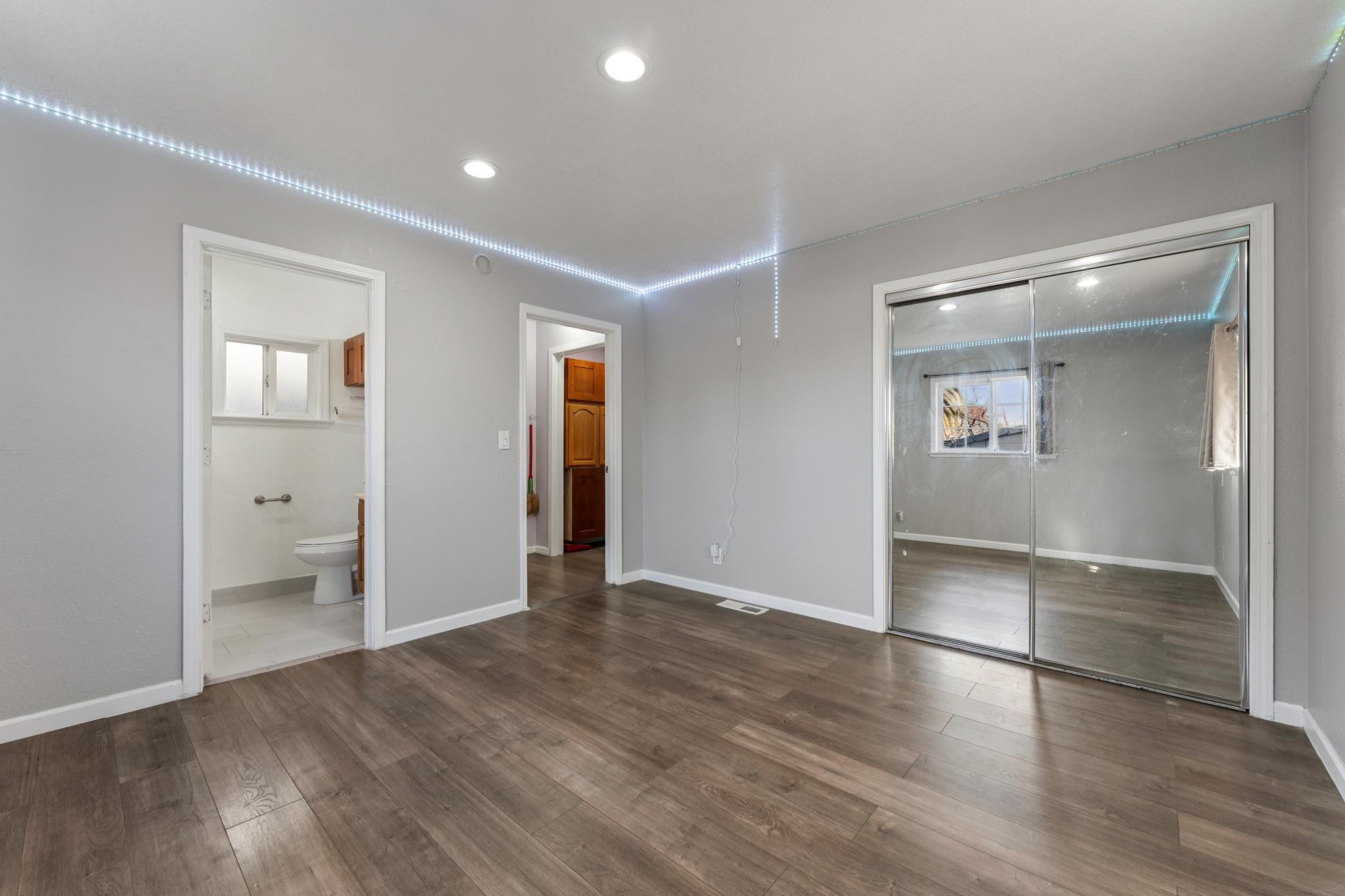 Detail Gallery Image 39 of 60 For 1433 56th Ave, Oakland,  CA 94621 - 3 Beds | 2 Baths